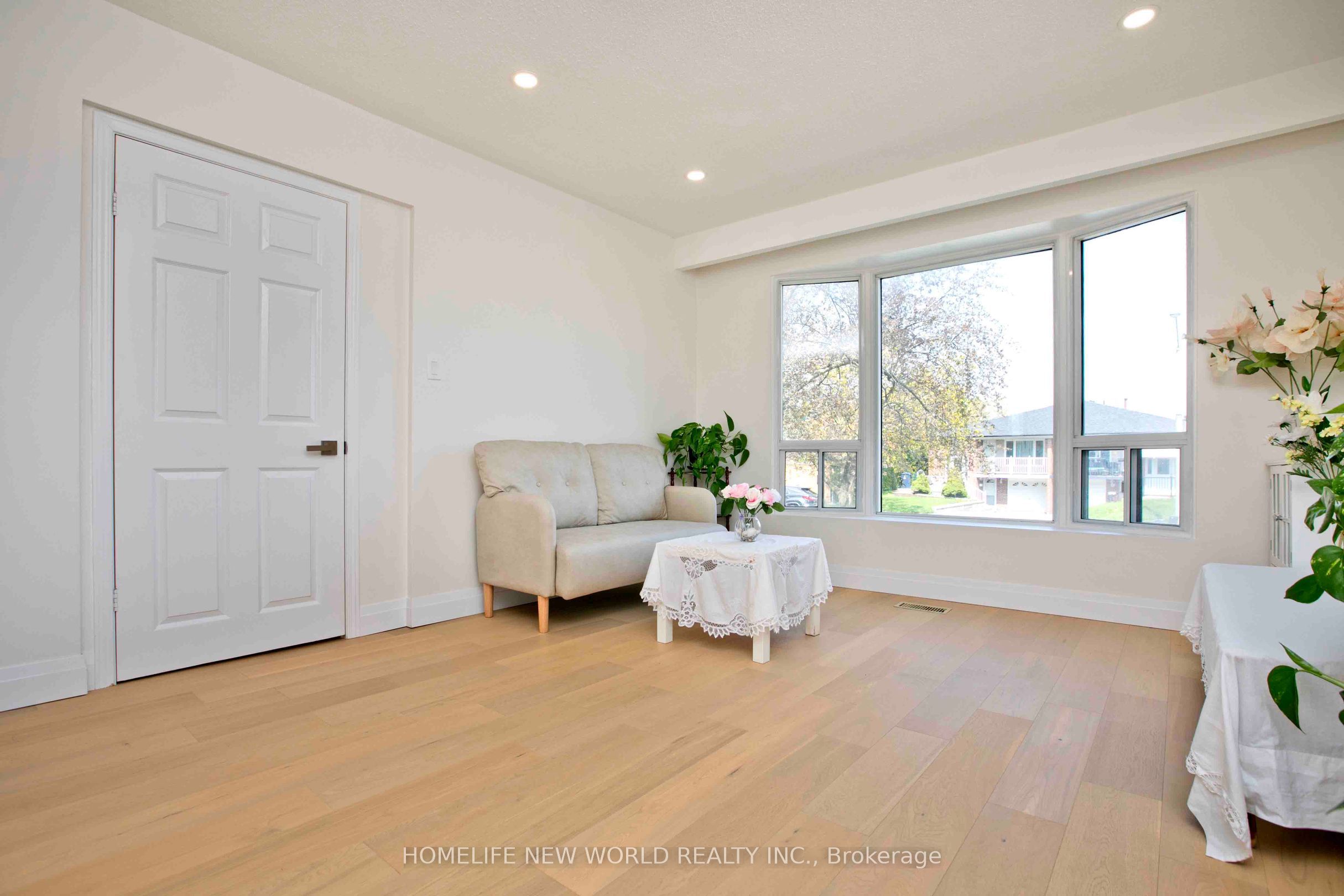 93 Corinthian Boulevard