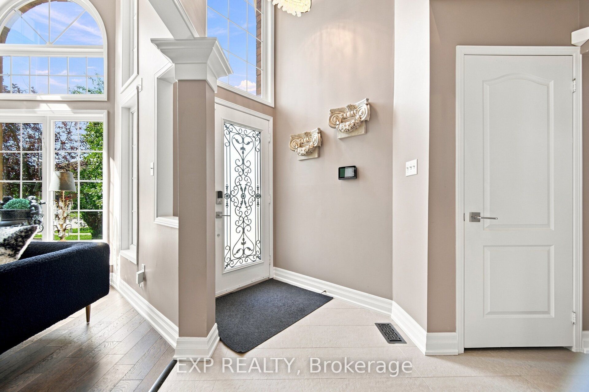5911 Greensboro Drive