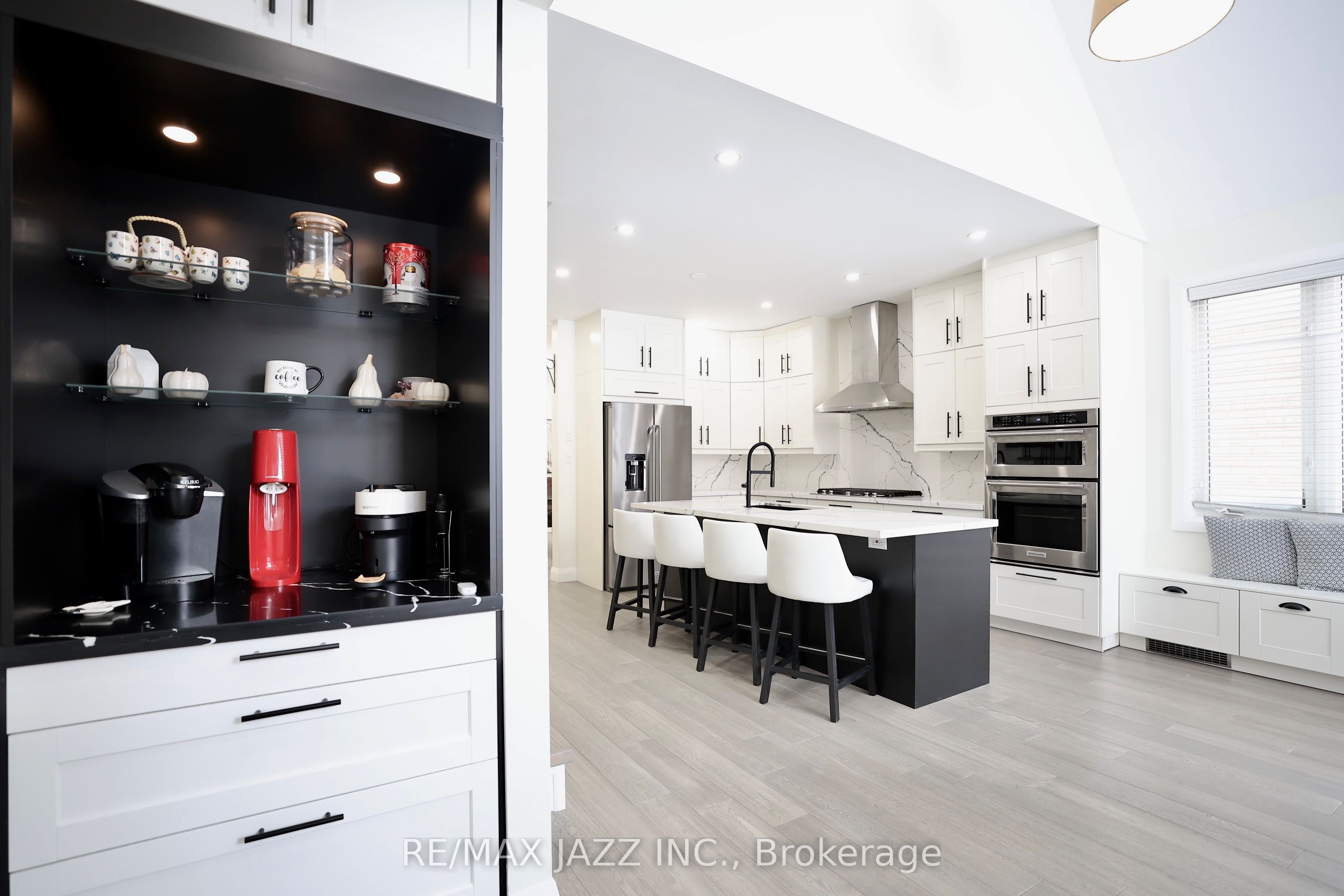 1334 Harlstone Crescent