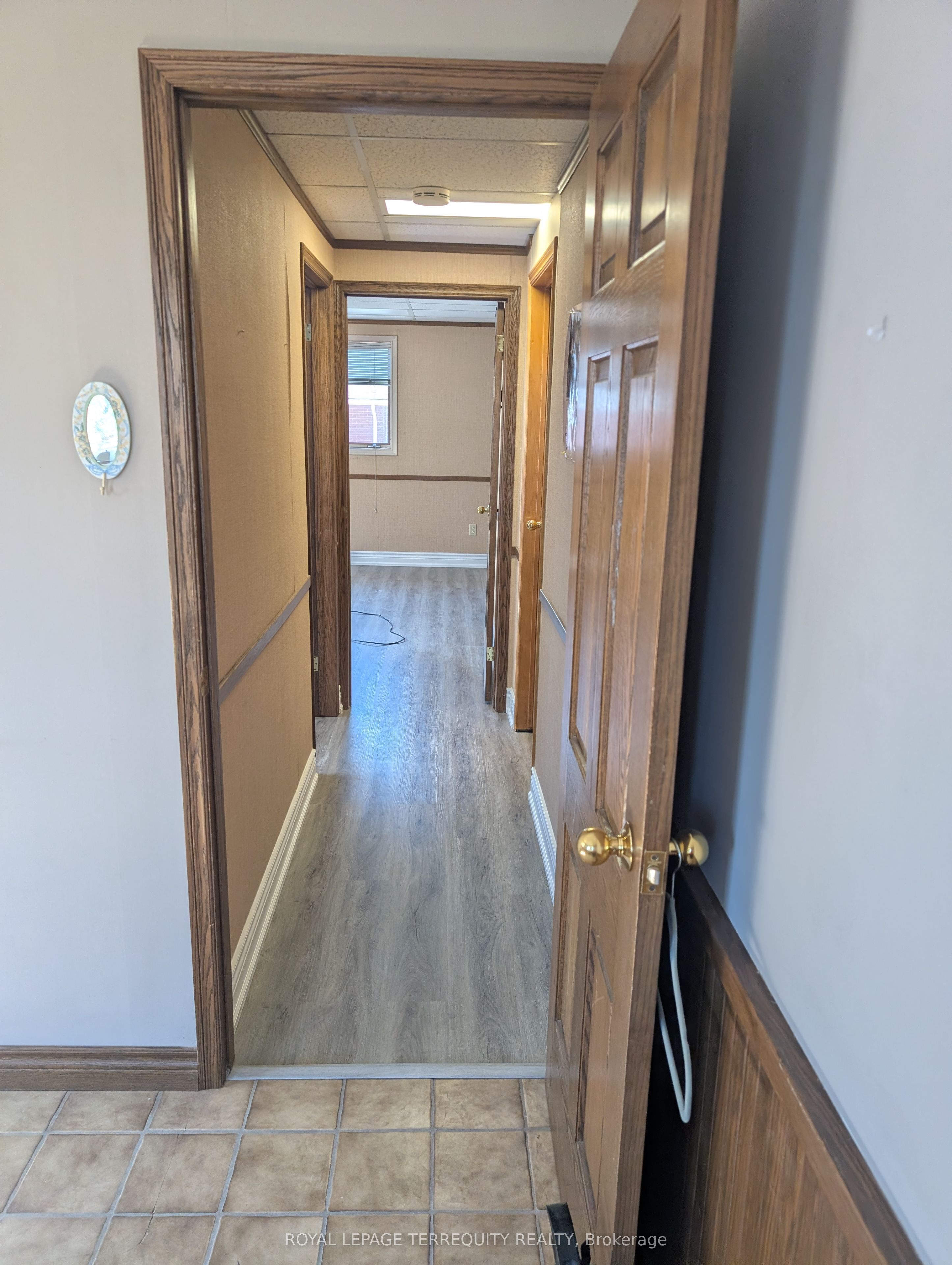330 Byron Street S 200