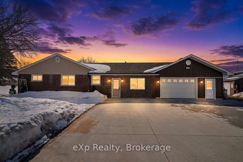 93 Elma Centre Street North Perth ON N0G 1B0