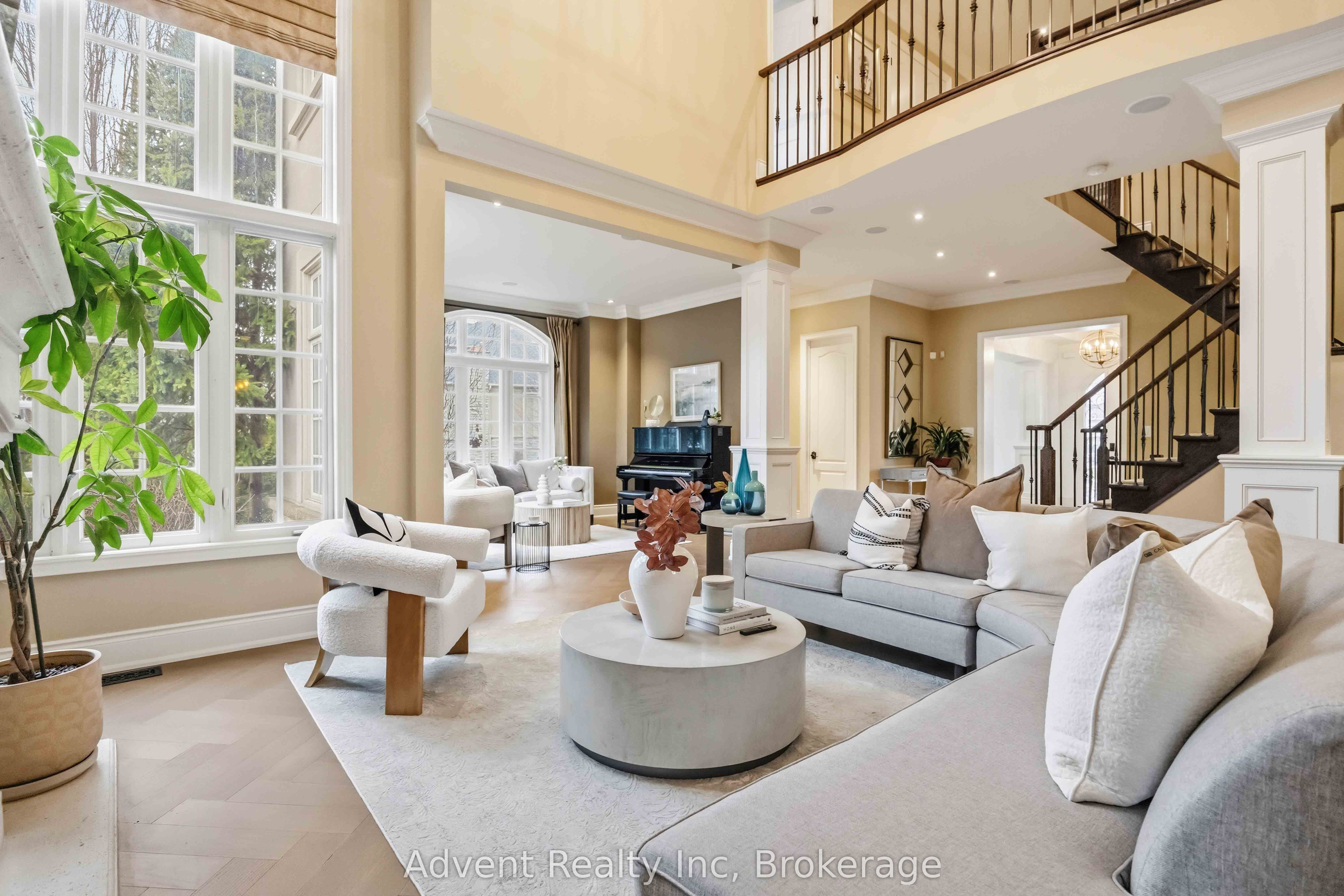 183 Angus Glen Boulevard