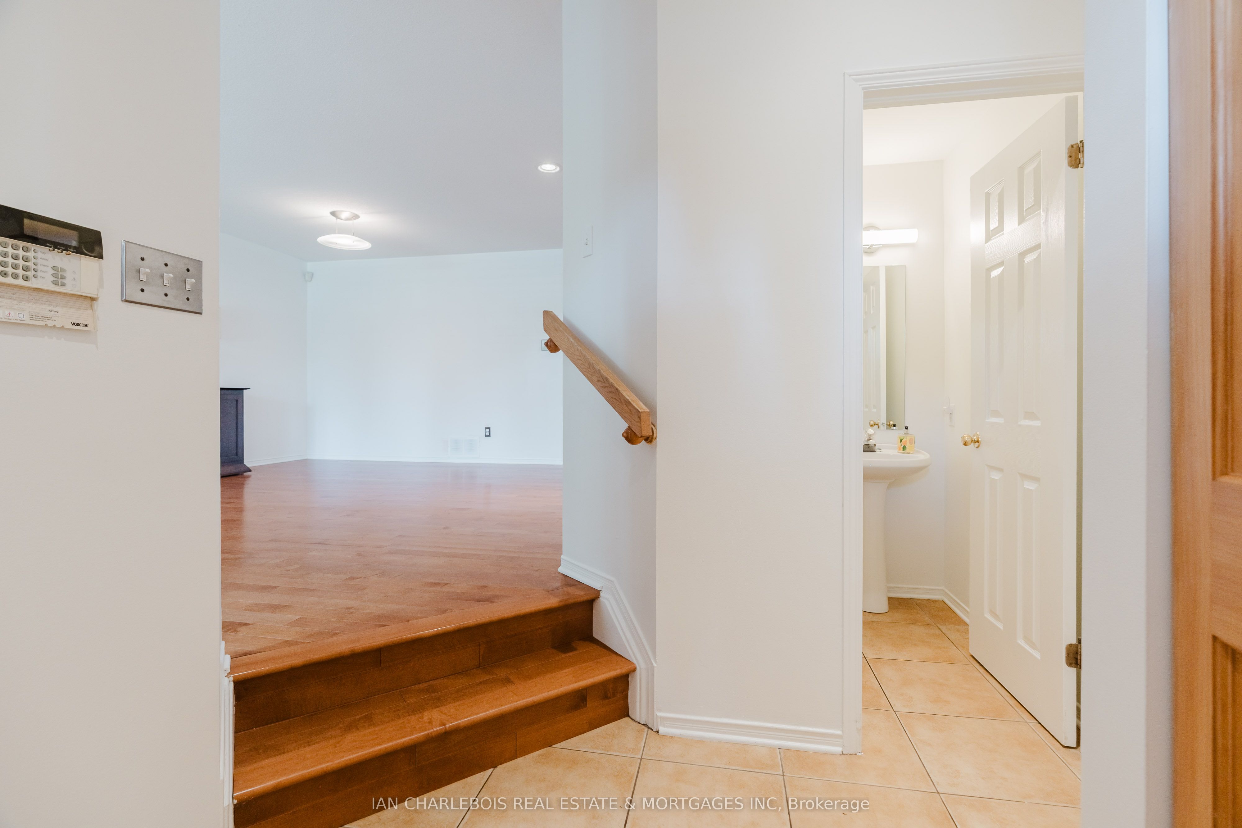 6020 Longleaf Drive