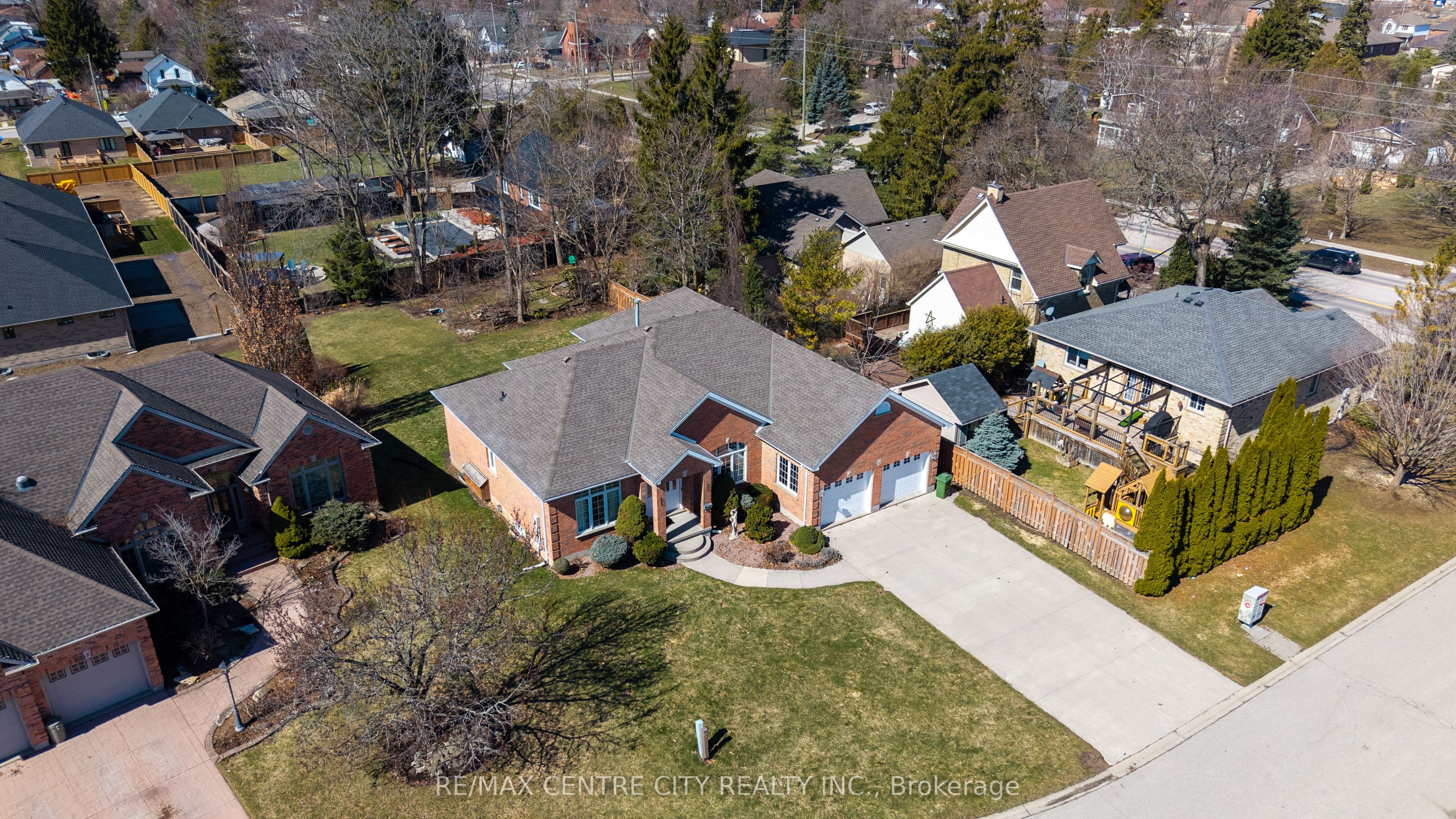 6 Huntington Terrace