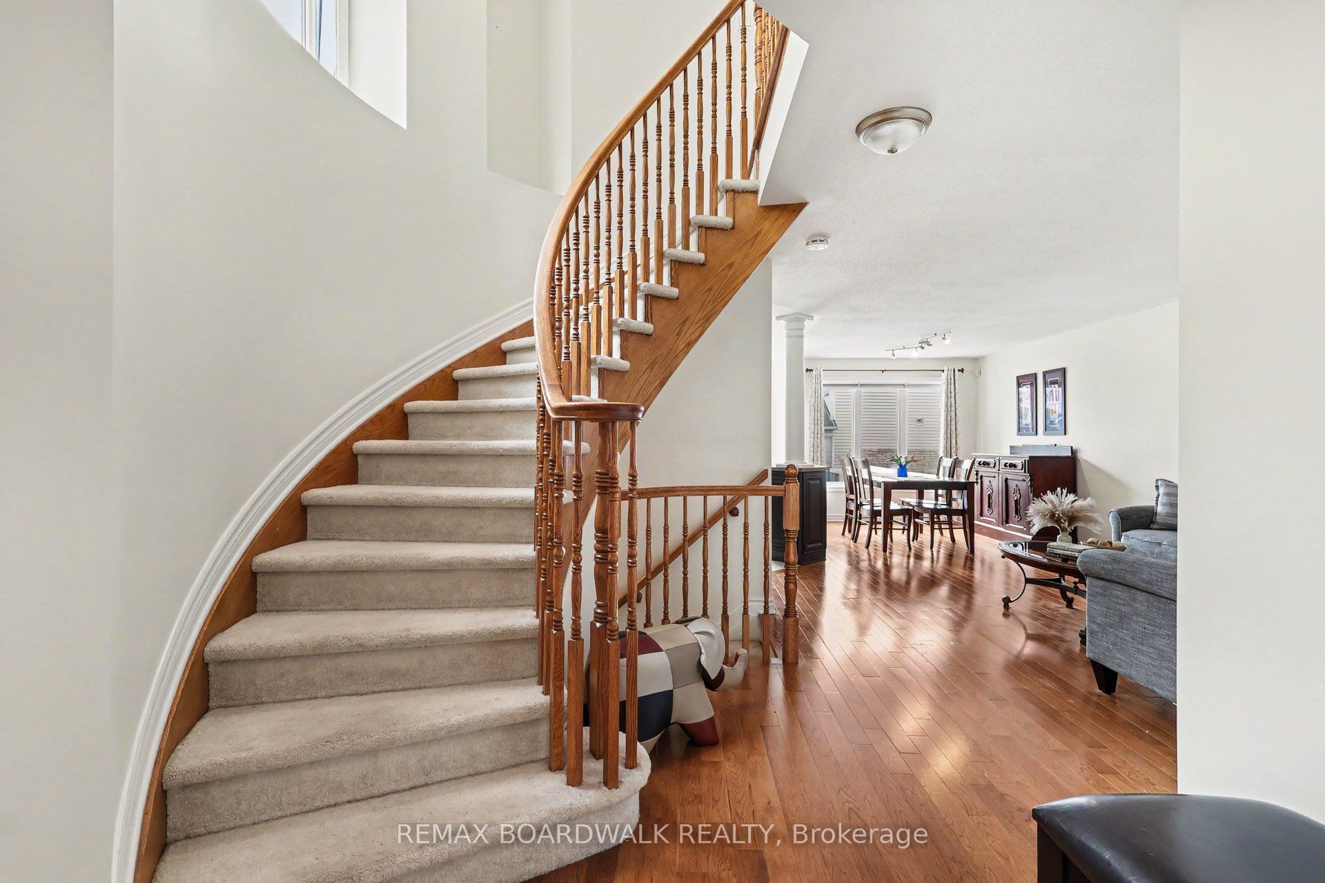 132 Montmorency Way