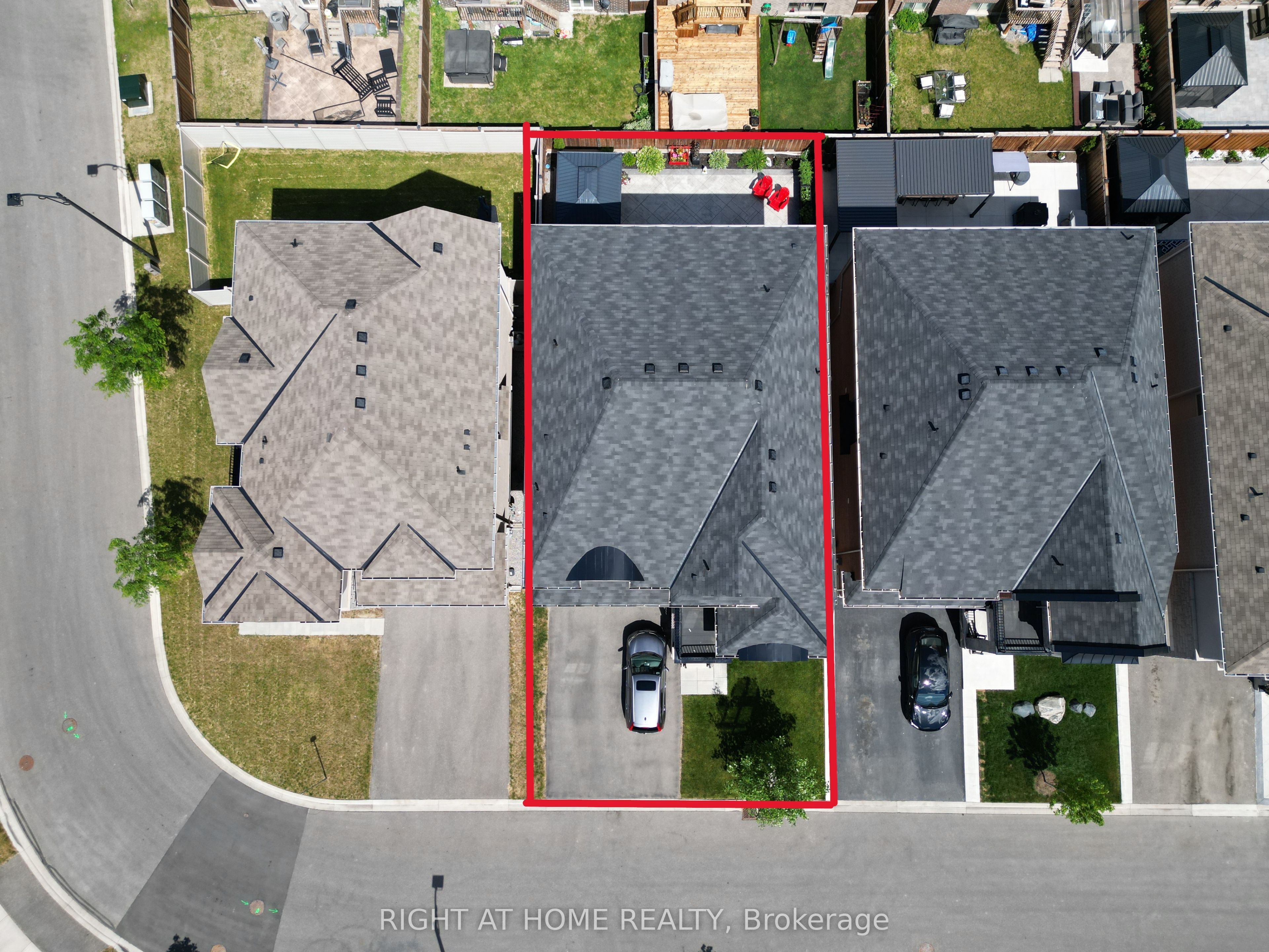 866 Magnolia Terrace