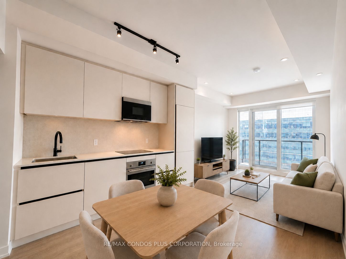 108 Peter Street 2101