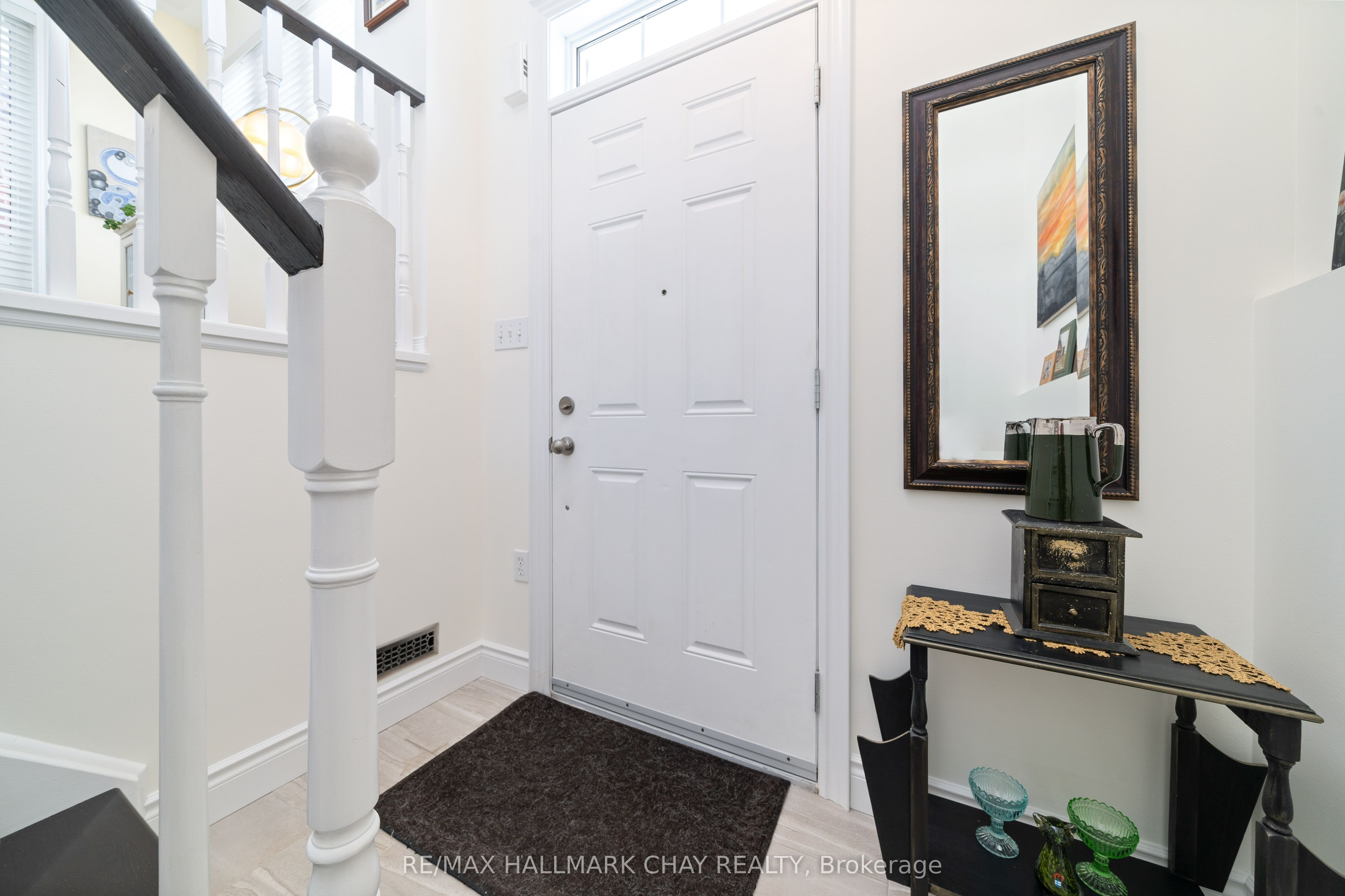 571 Longworth Avenue 13