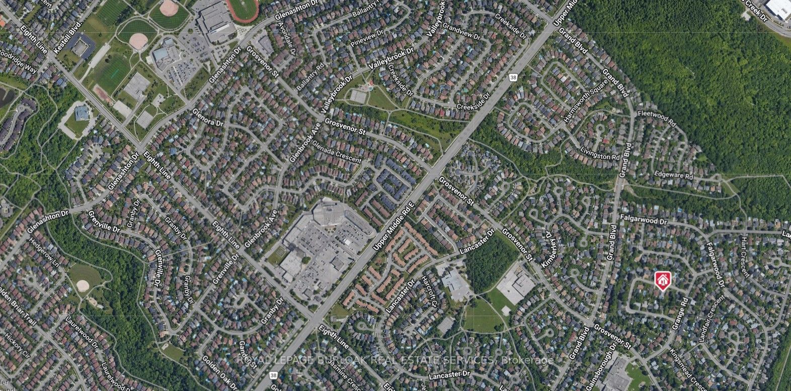 1375 Langdale Crescent