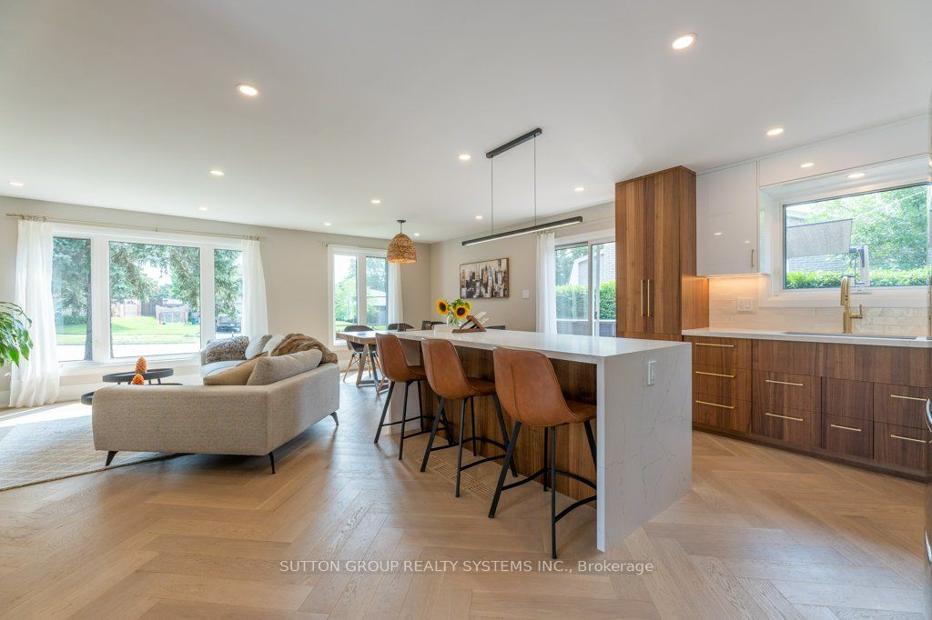 1264 Landfair Crescent