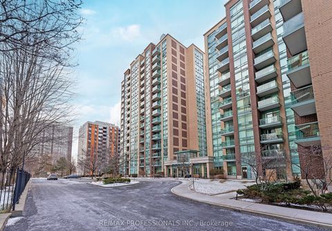 7 Michael Power Place 206 Toronto W08 ON M9A 0A4