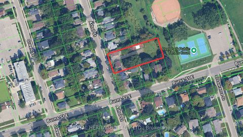 805-807 Athol Street Whitby ON L1N 4A1