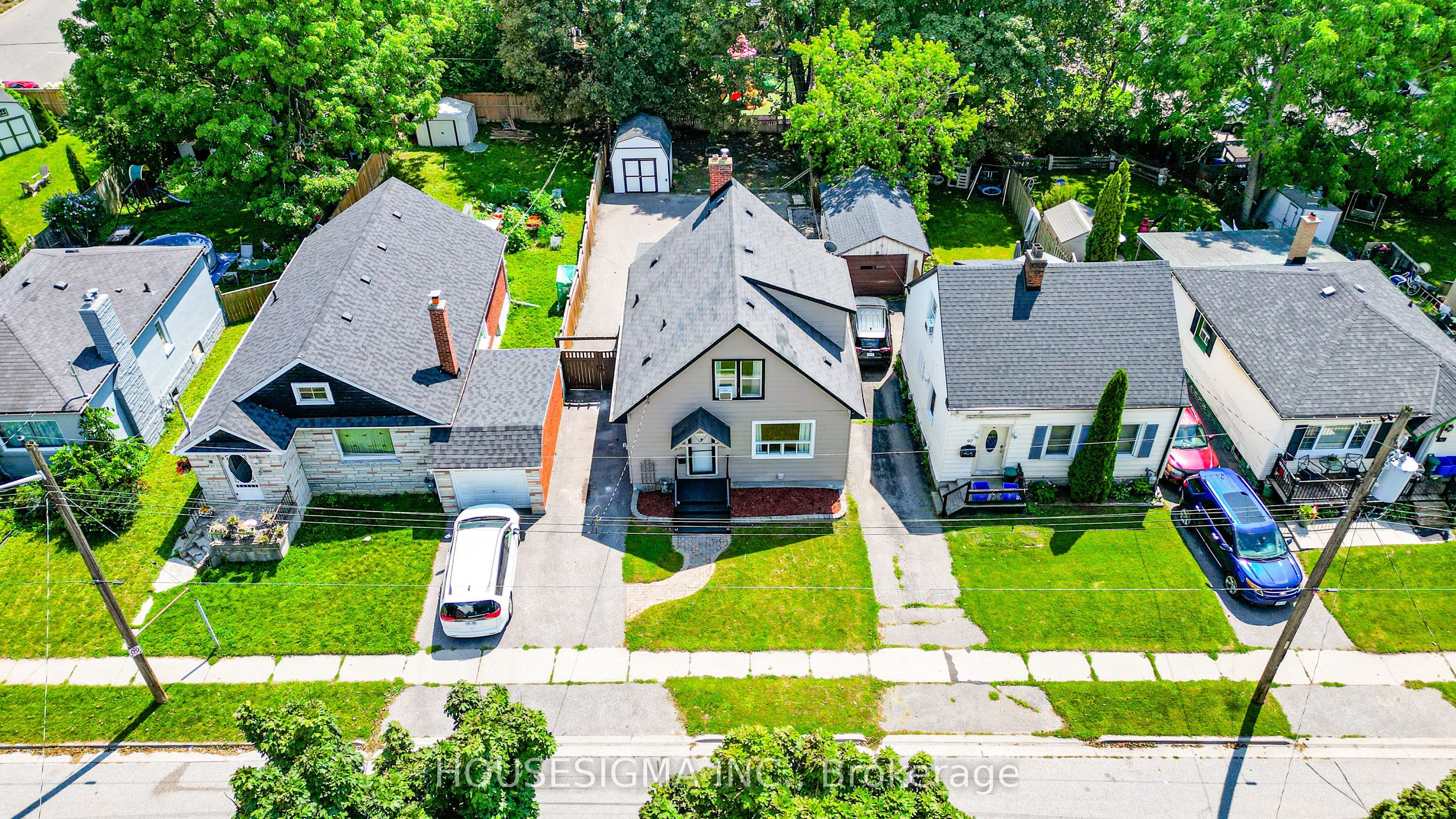 93 Brock Street W