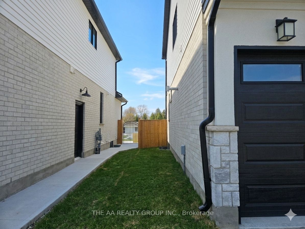 187 Foxborough Place