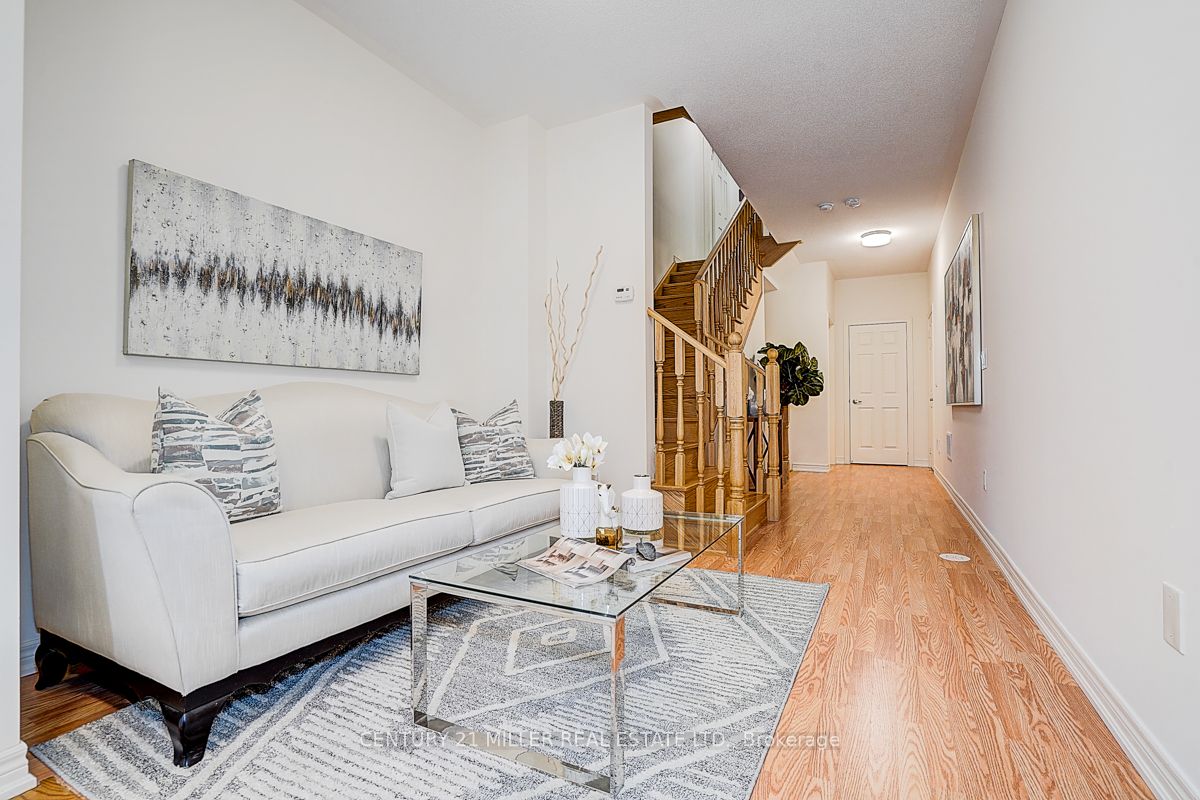 465 Manhattan Common