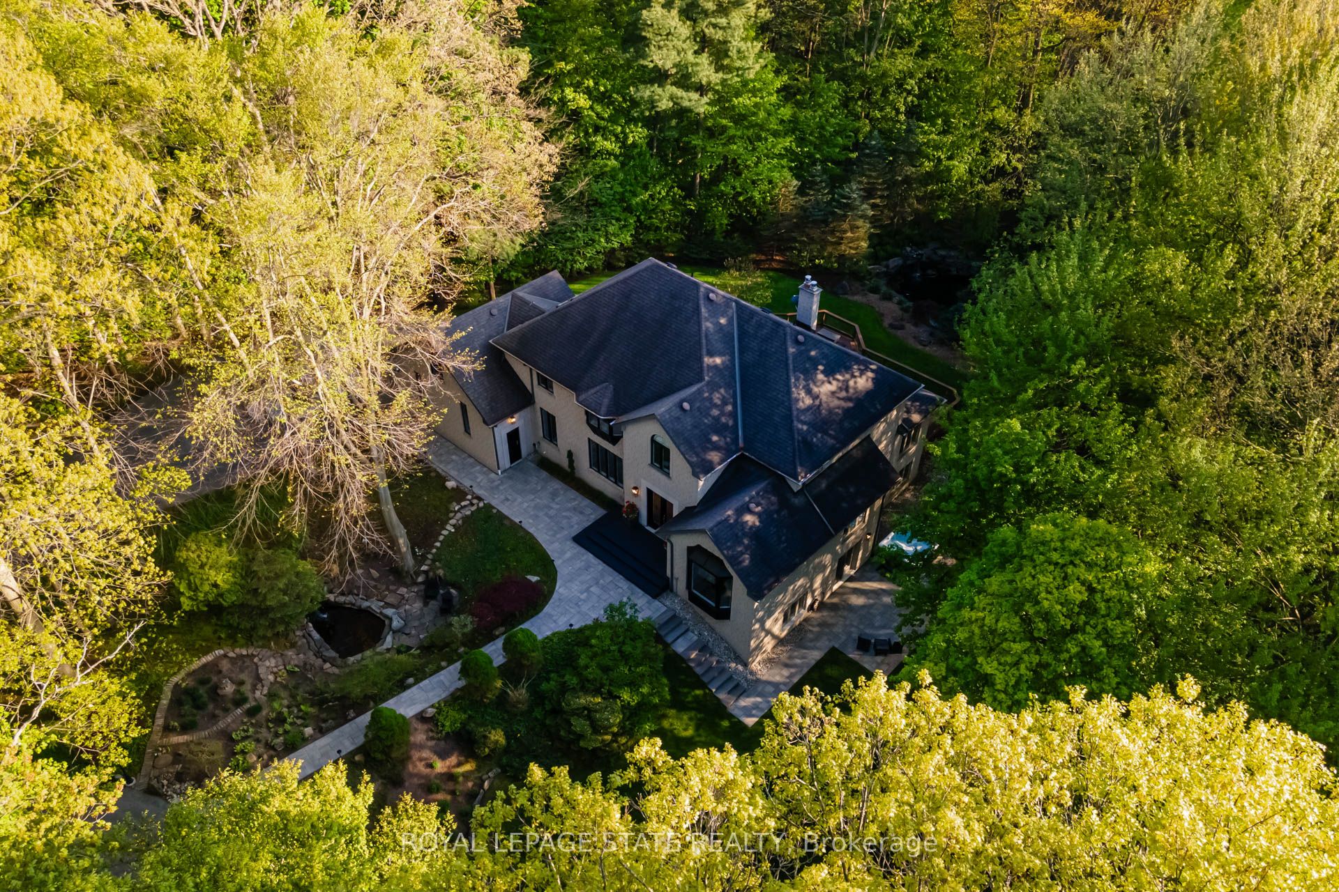 18 Elder Crescent