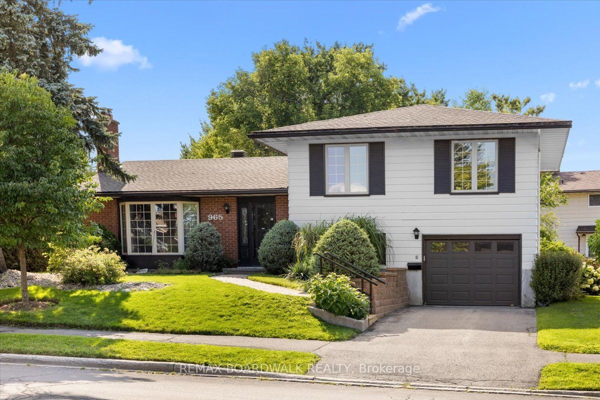 965 Cahill Drive W