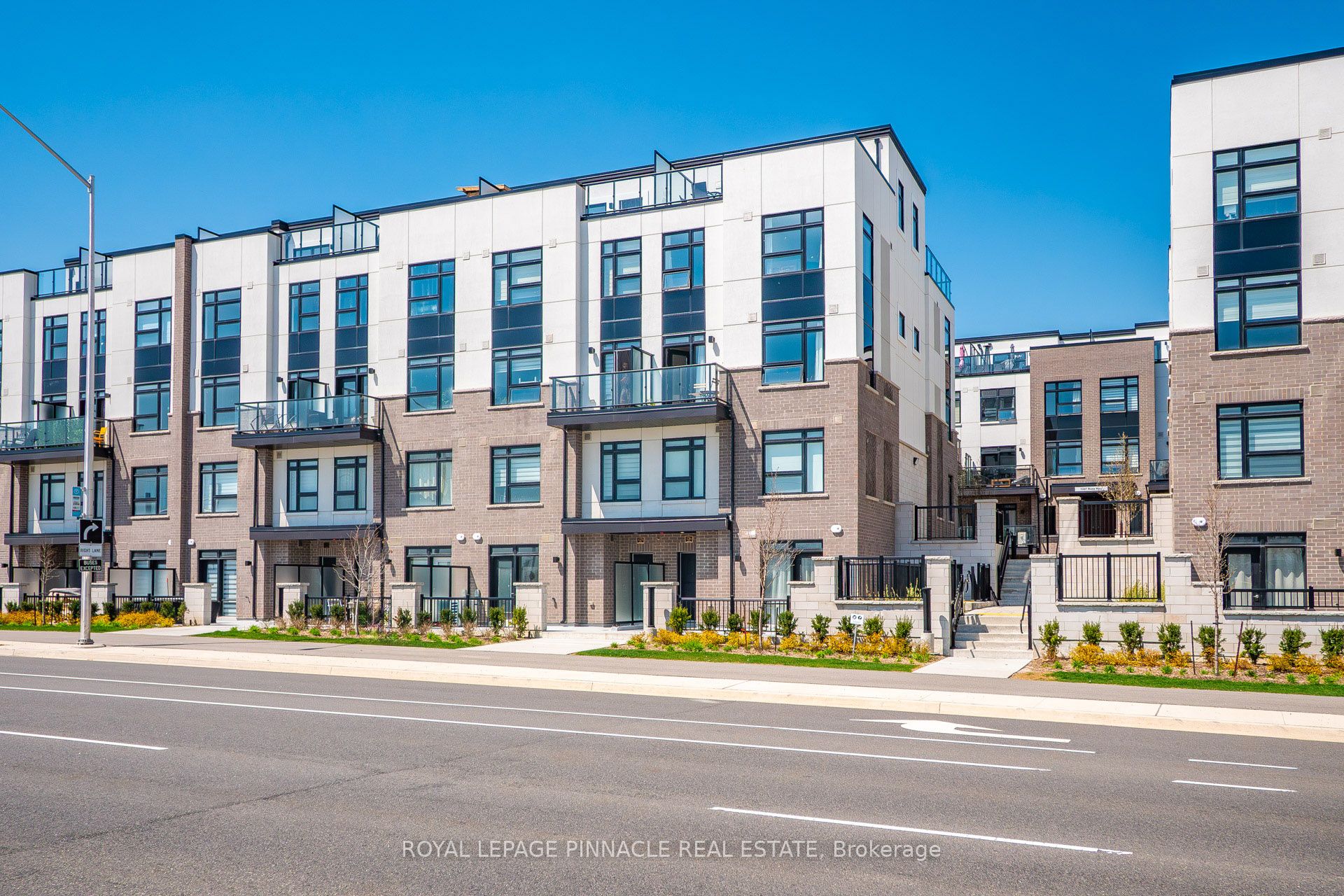 1585 Rose Way 103