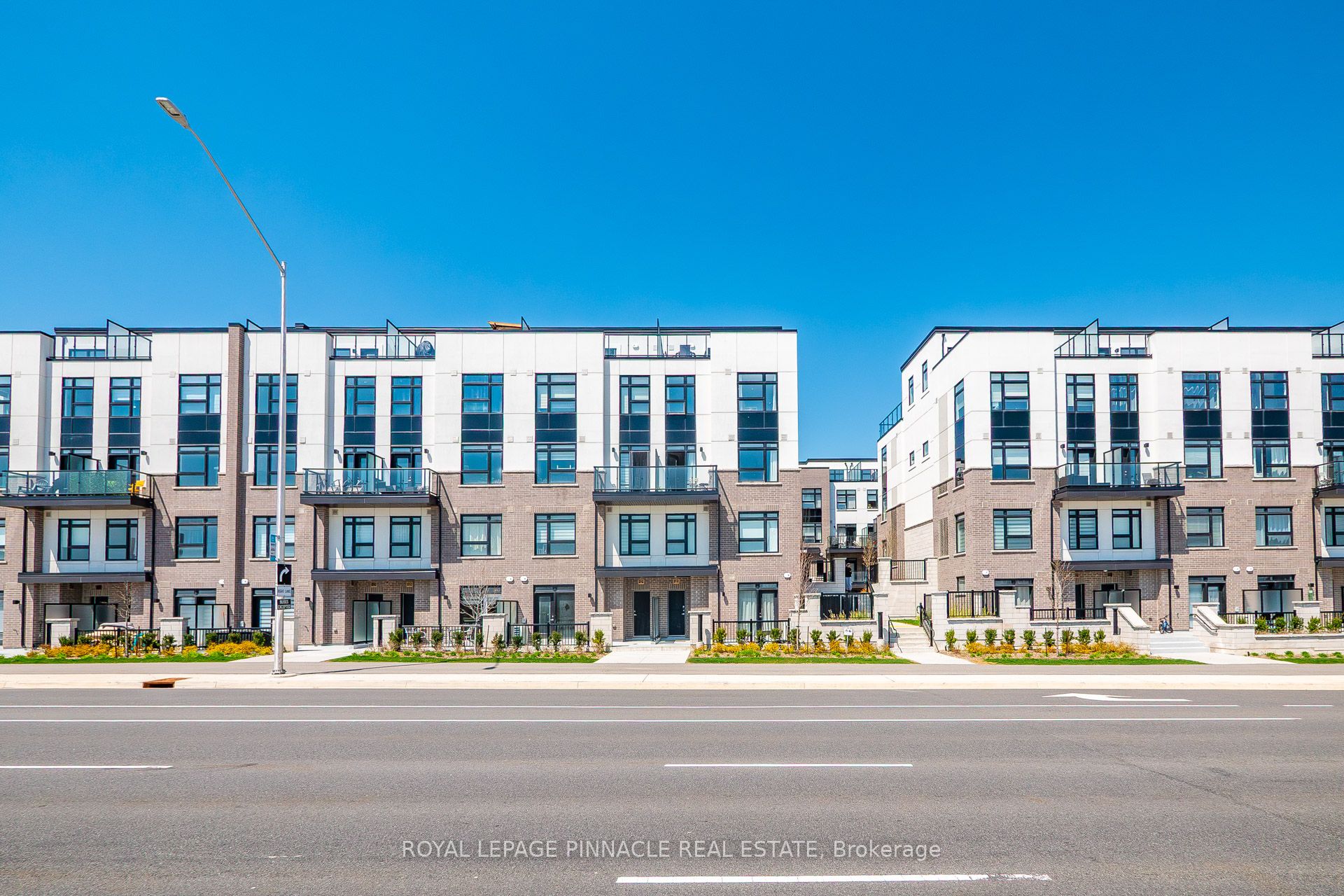 1585 Rose Way 103