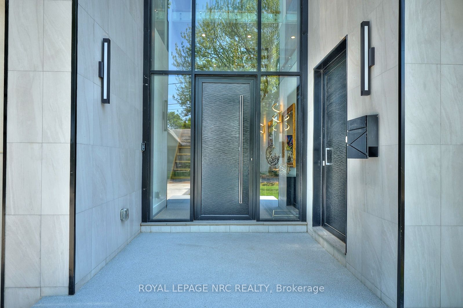 10 Pawling Street