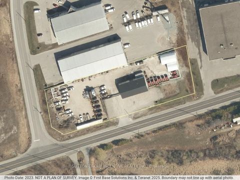 218 Lockhart Road Barrie ON L4N 9G8