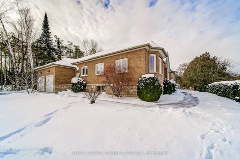 46 Alexander Boulevard Georgina ON L0E 1L0