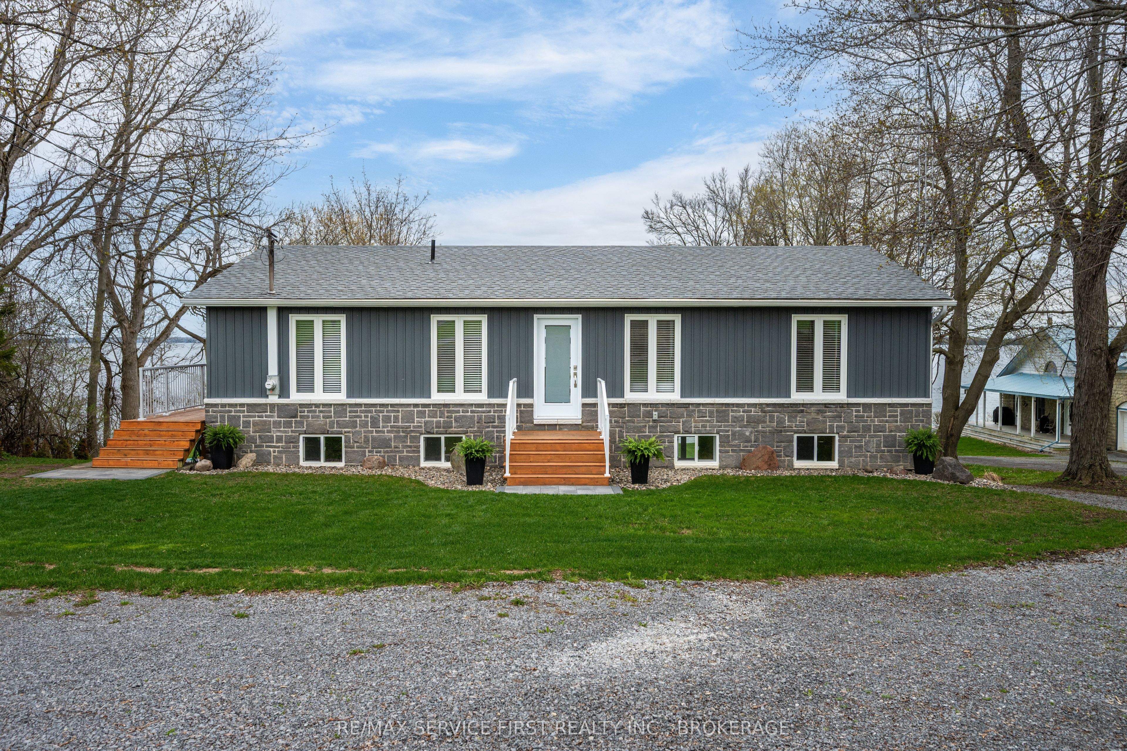 1890 Howe Island Drive