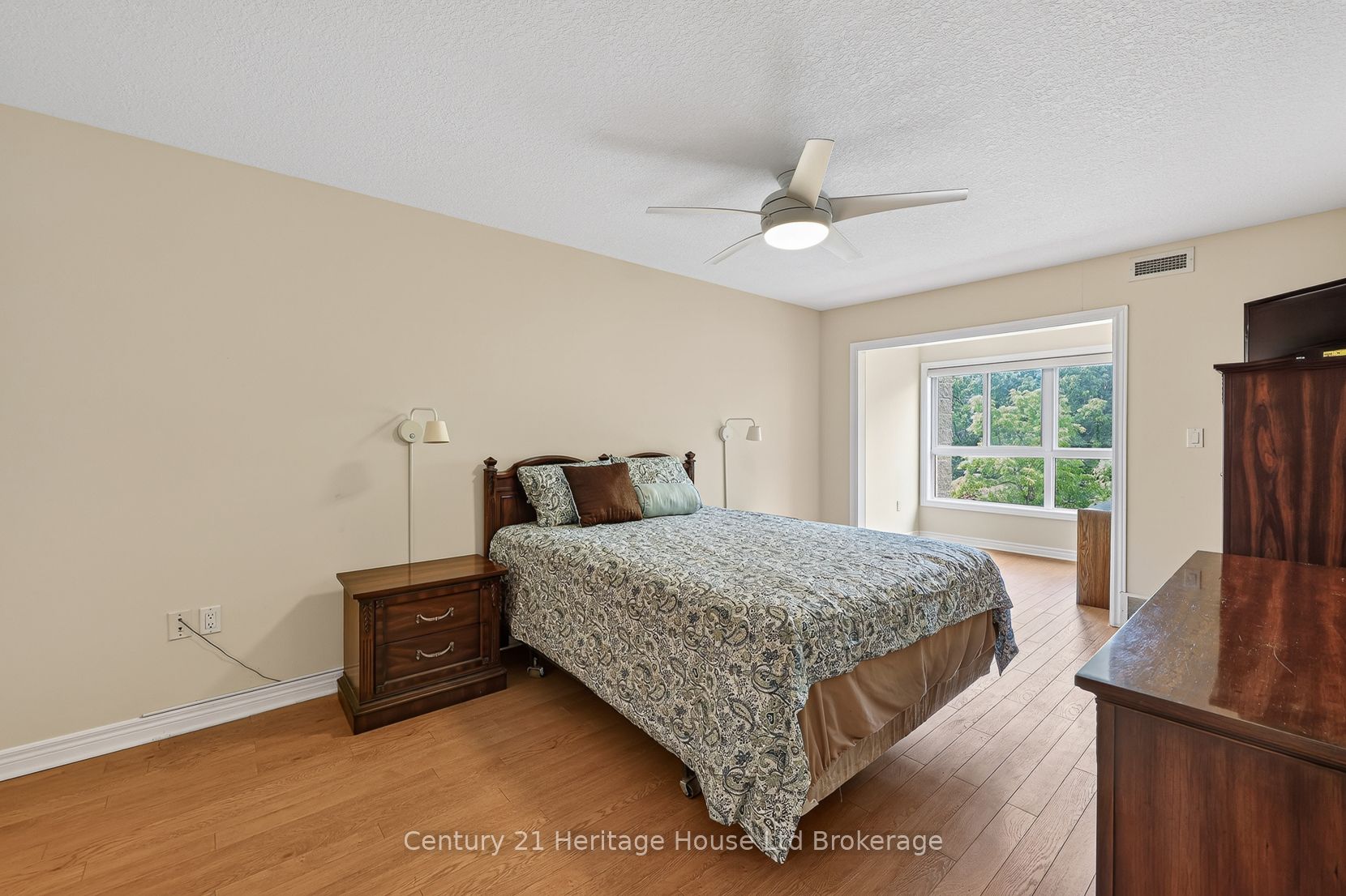 46 Canterbury Street 306