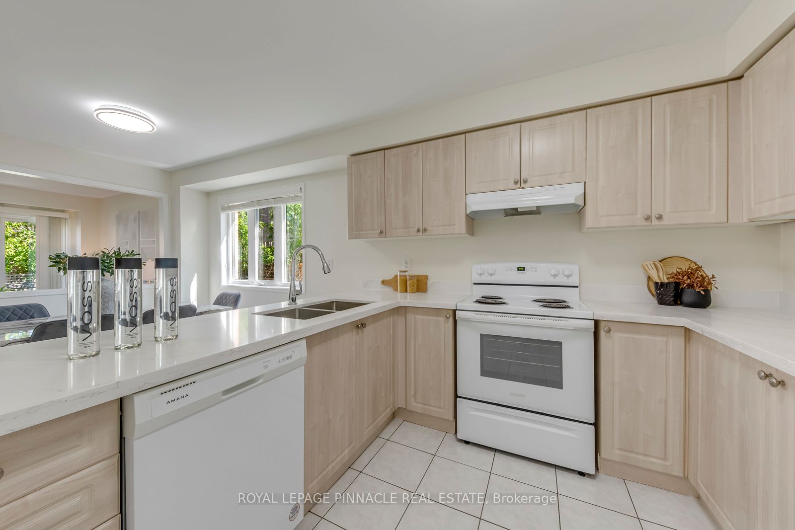 3079 Turbine Crescent