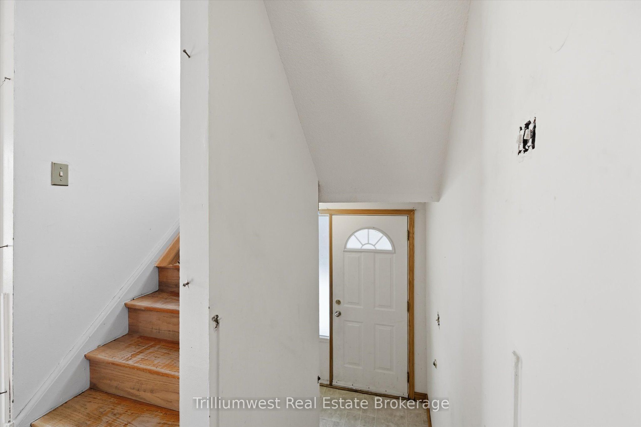 1300 Upper Ottawa Street 59