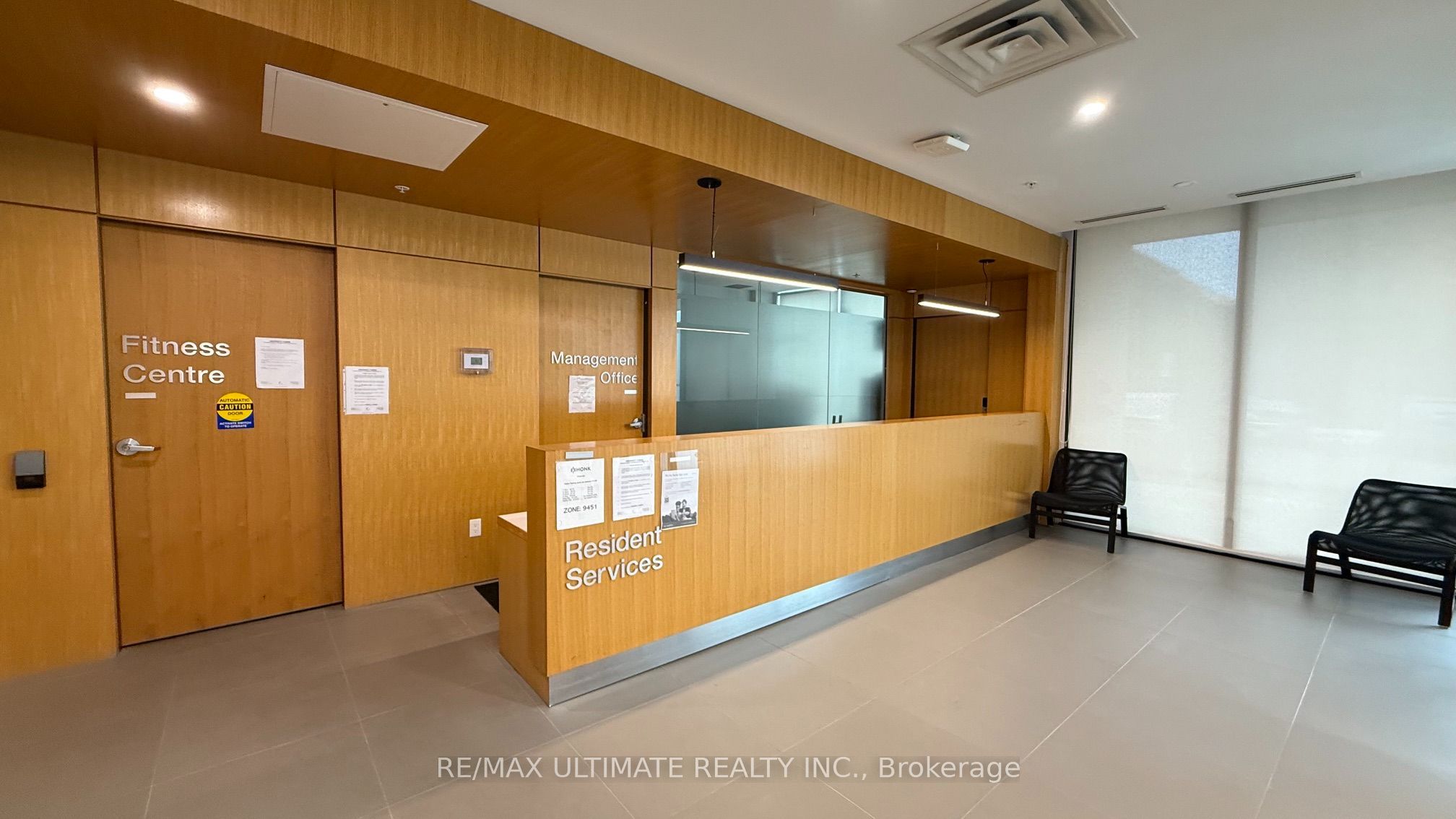 1800 Simcoe Street N 214