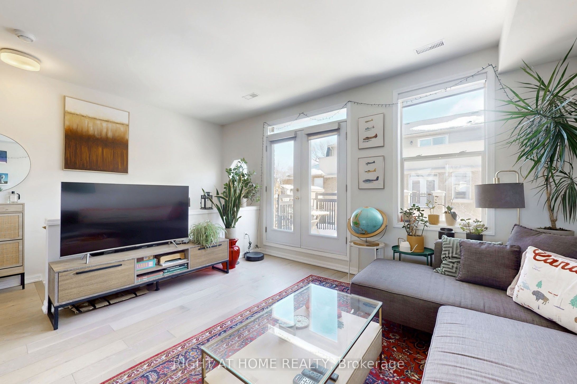 55 Halton Street 213