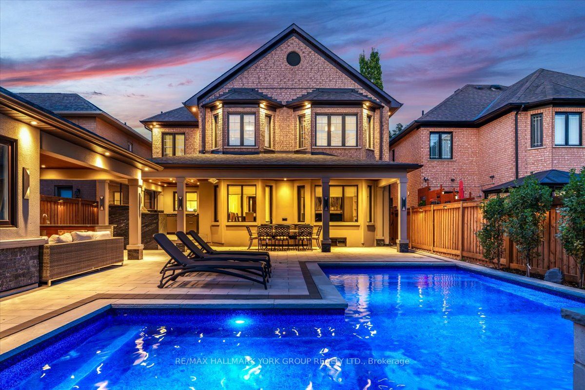 16 Woodland Trail Court