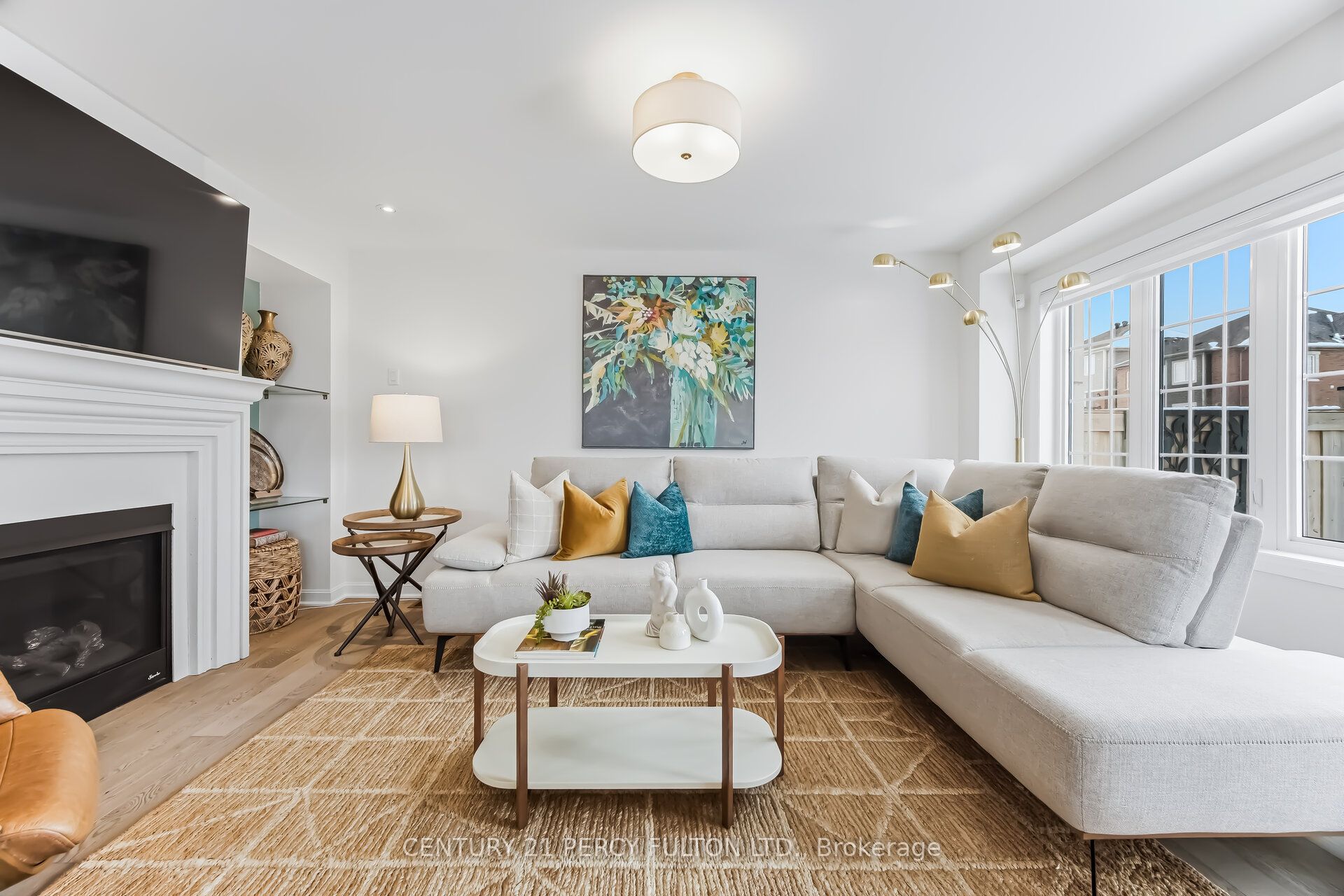 1082 Belcourt Street