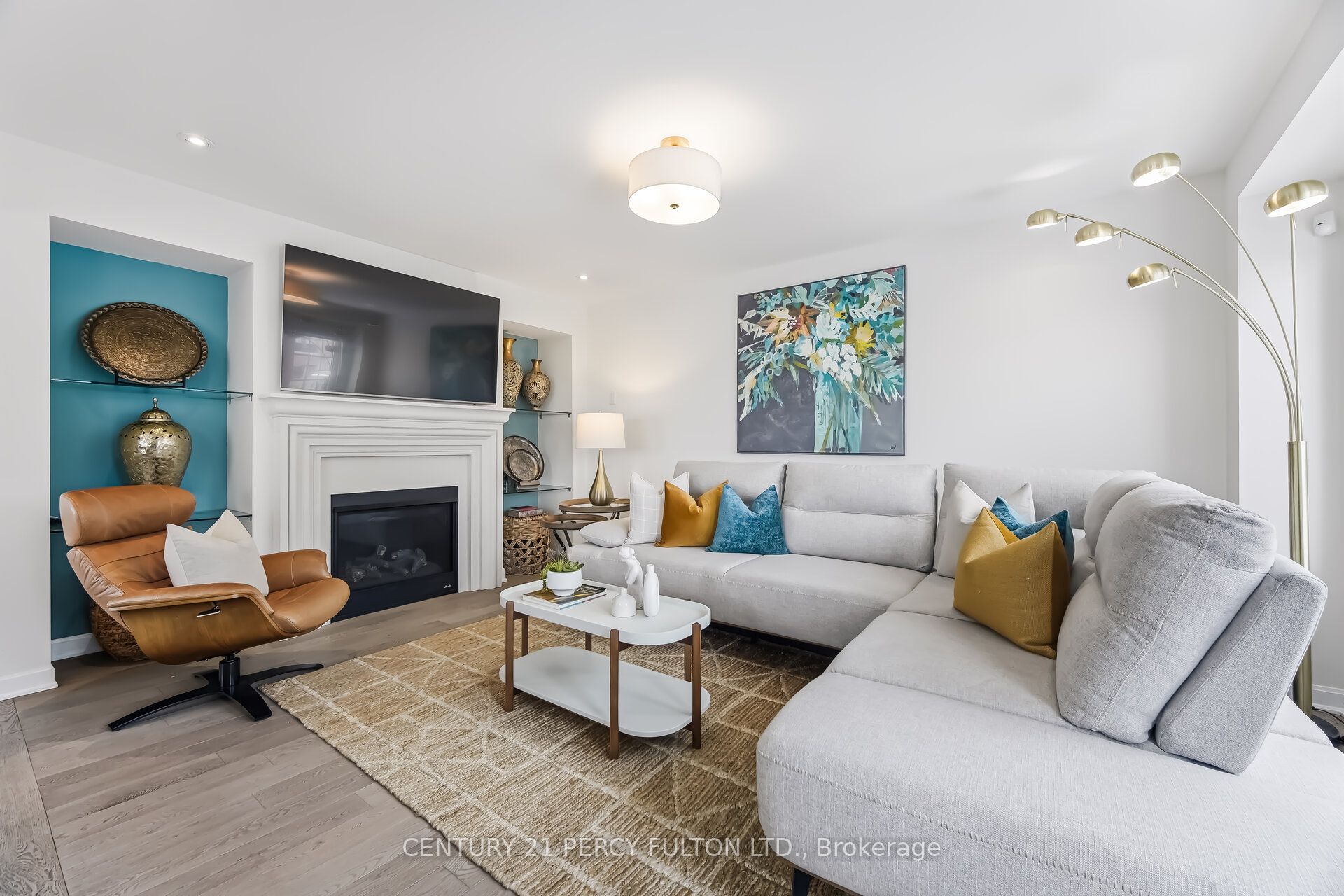 1082 Belcourt Street