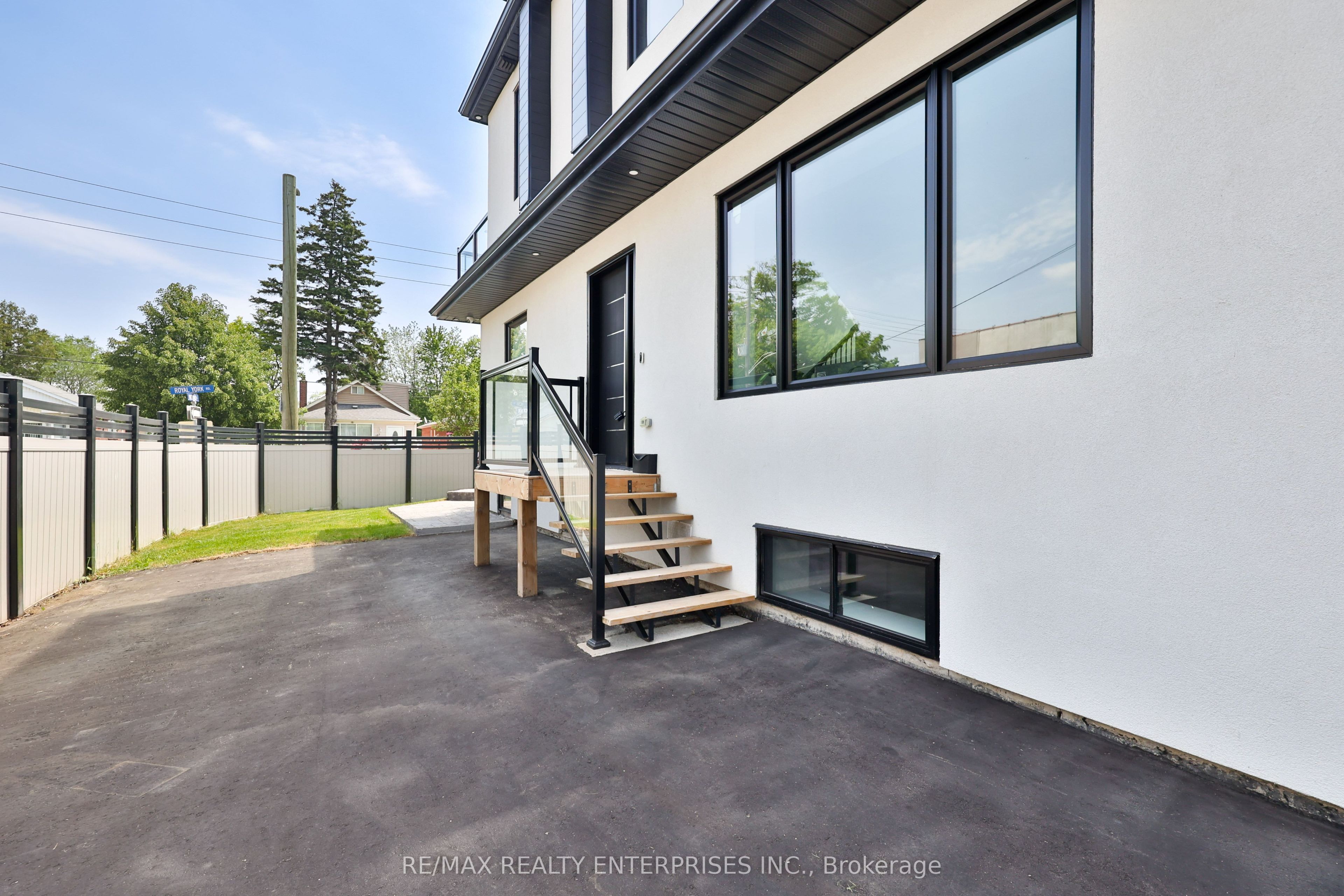 172 Royal York Road
