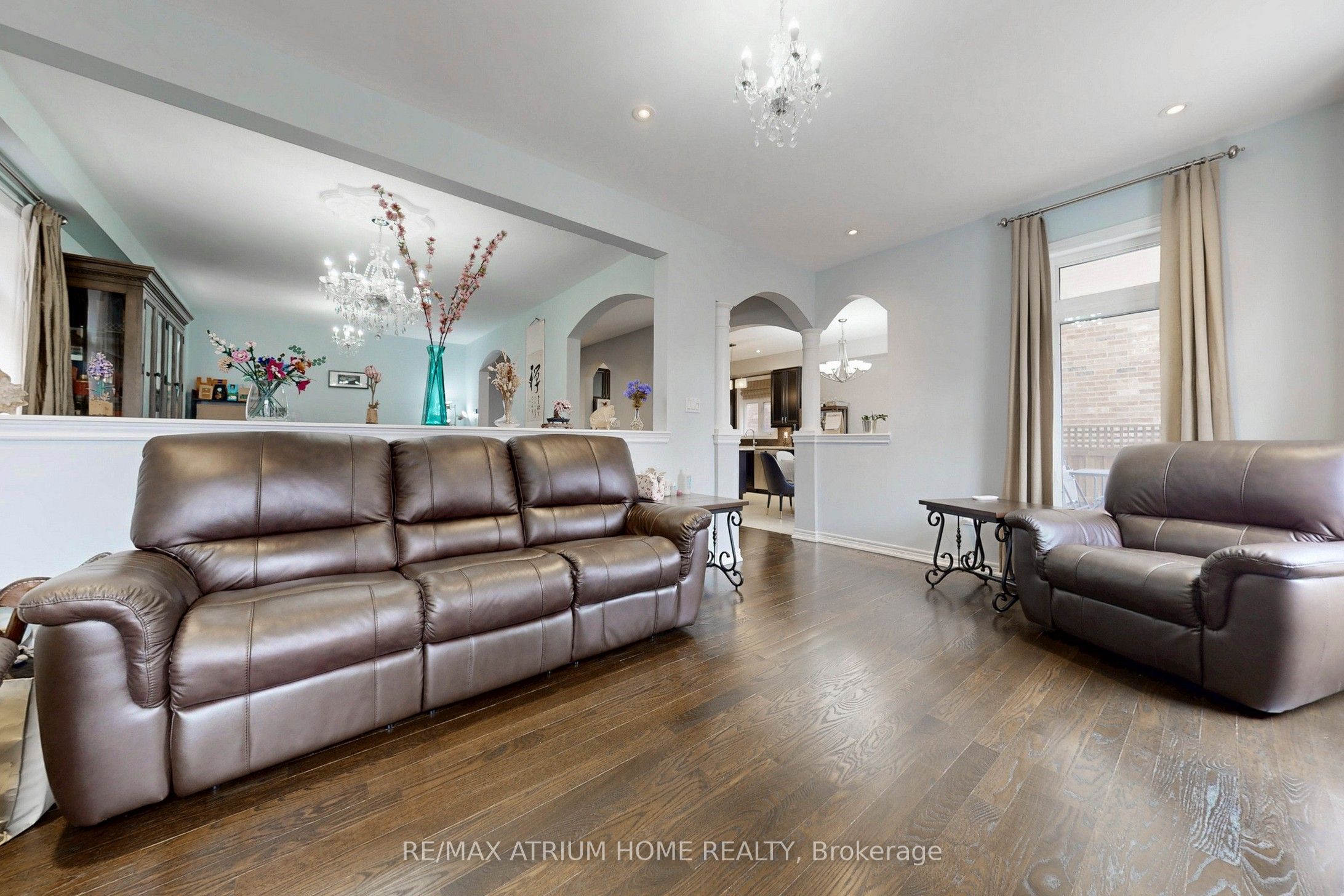 5430 Oscar Peterson Boulevard