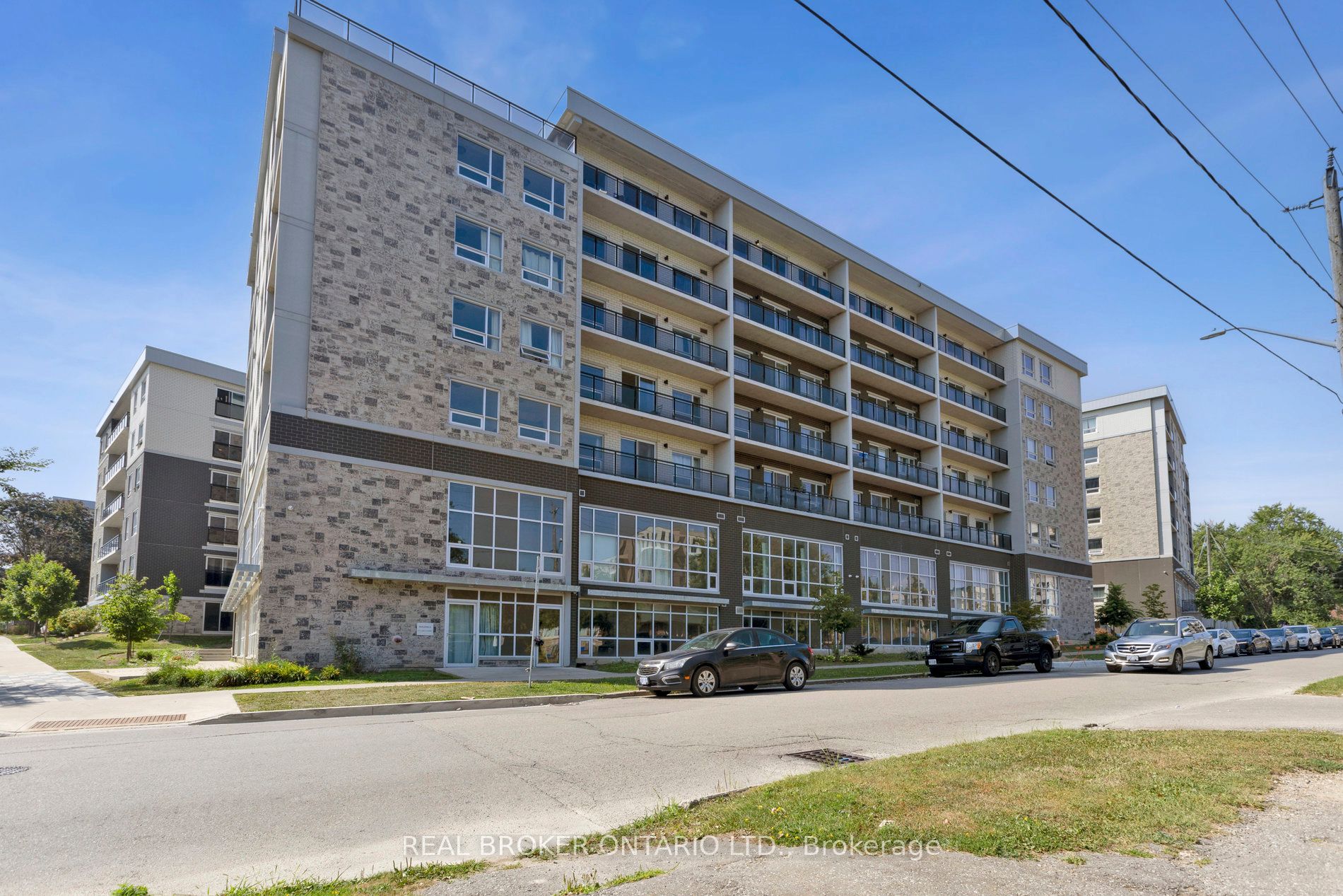 275 Larch Street G607