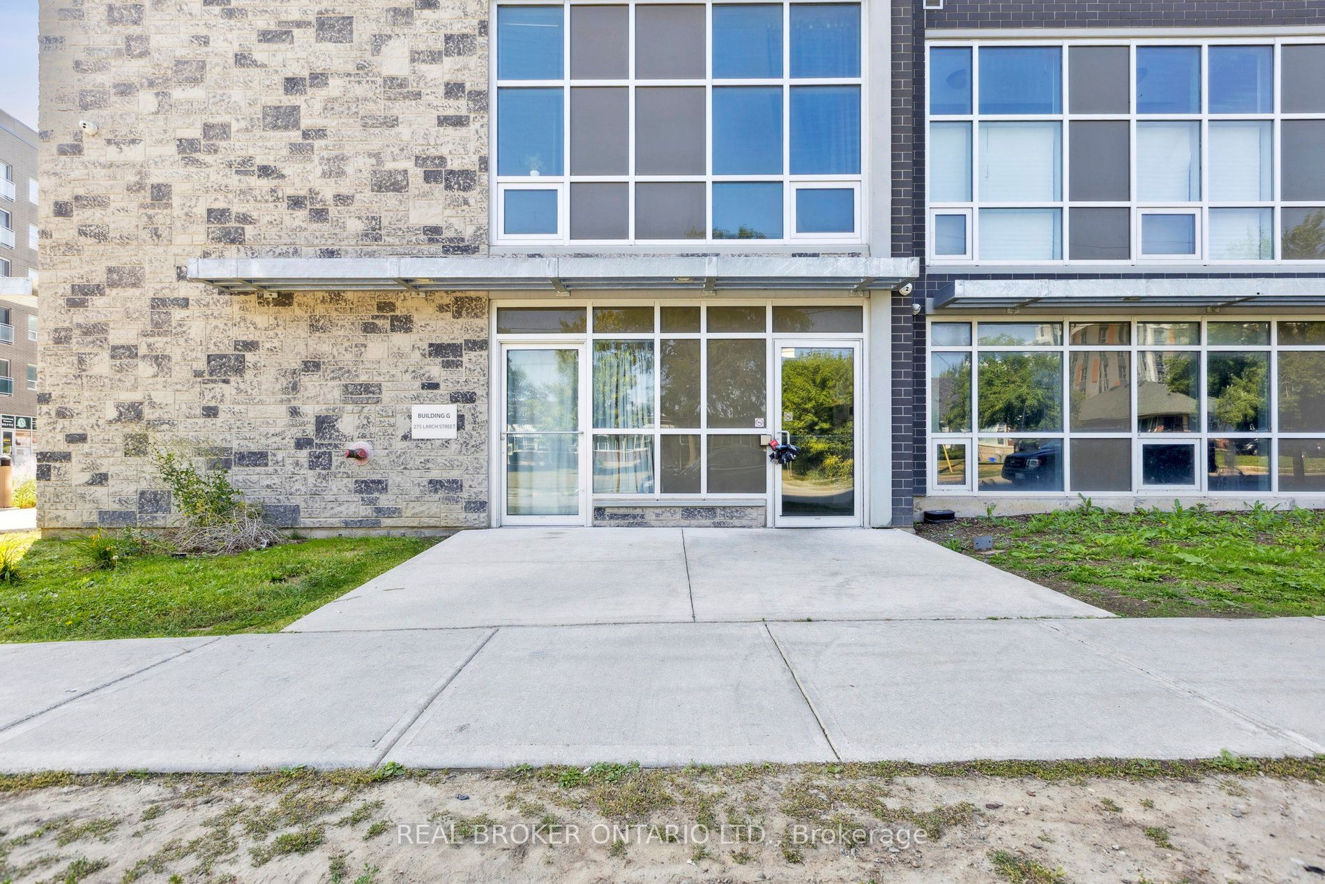 275 Larch Street G607