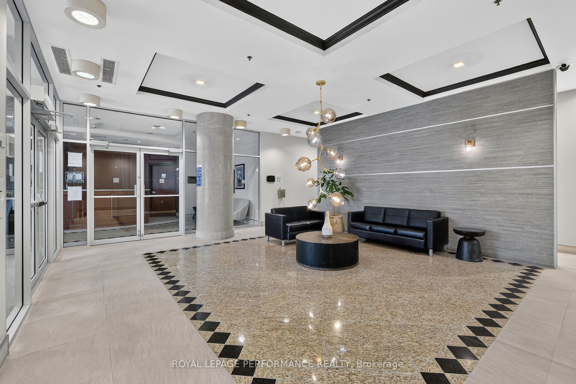 90 Landry Street 907