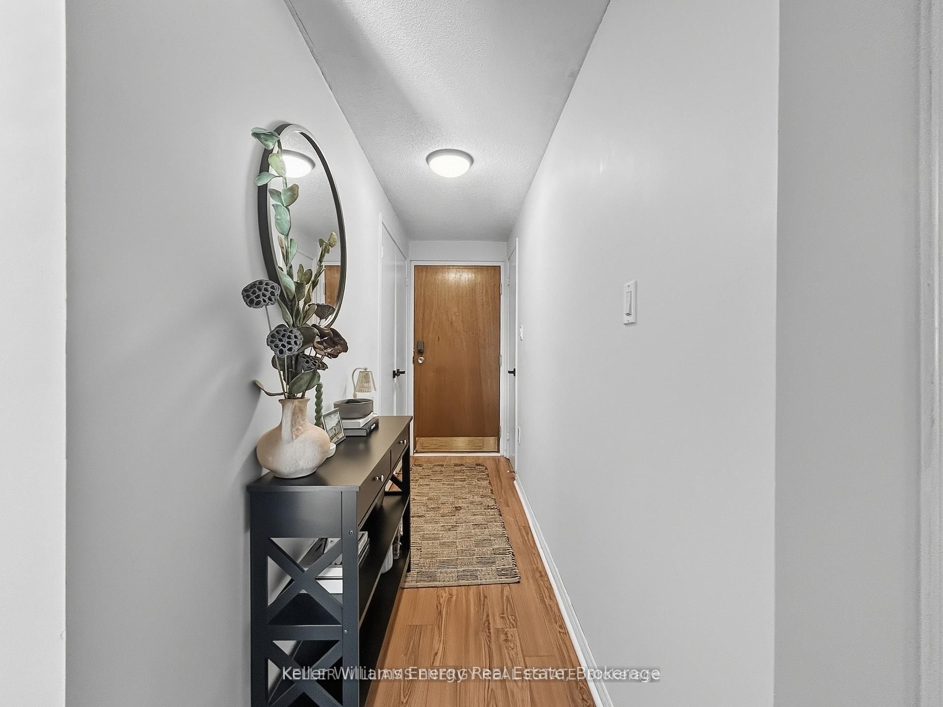 219 Main Street N 304