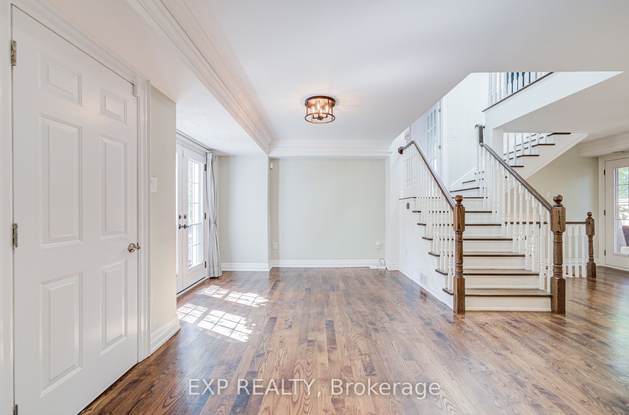 82 Derby Court