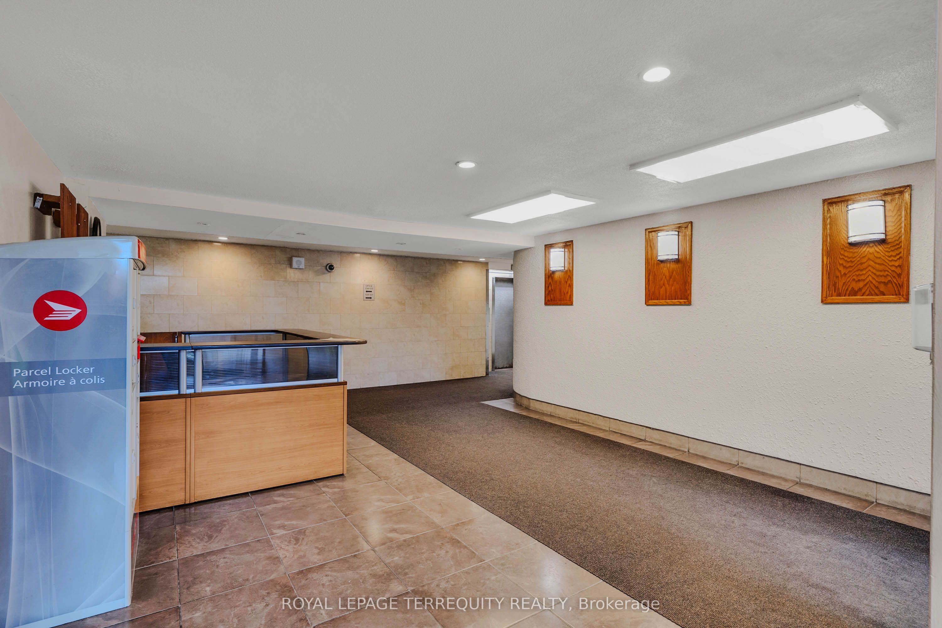 180 Markham Road 816