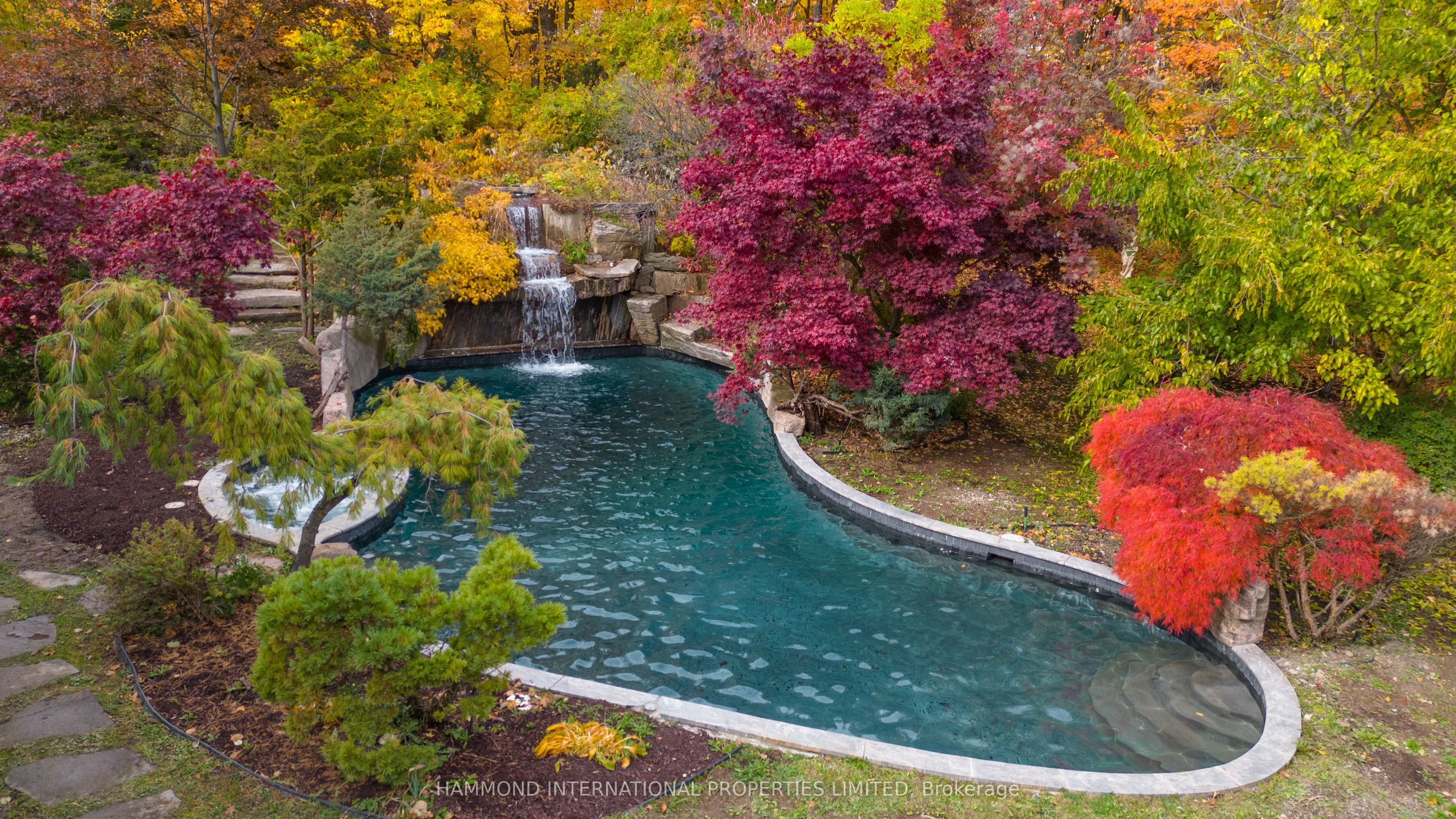 76 Quail Run Boulevard