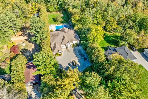 15 Shepherd Road Whitby ON L1M 1G8