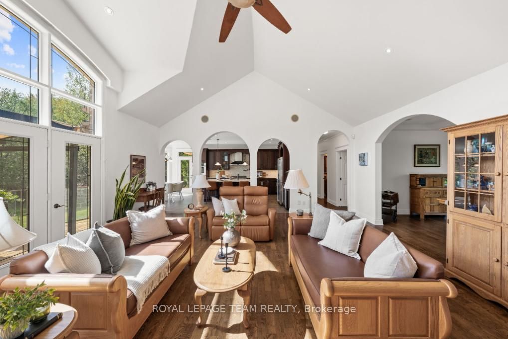 6043 Knights Drive