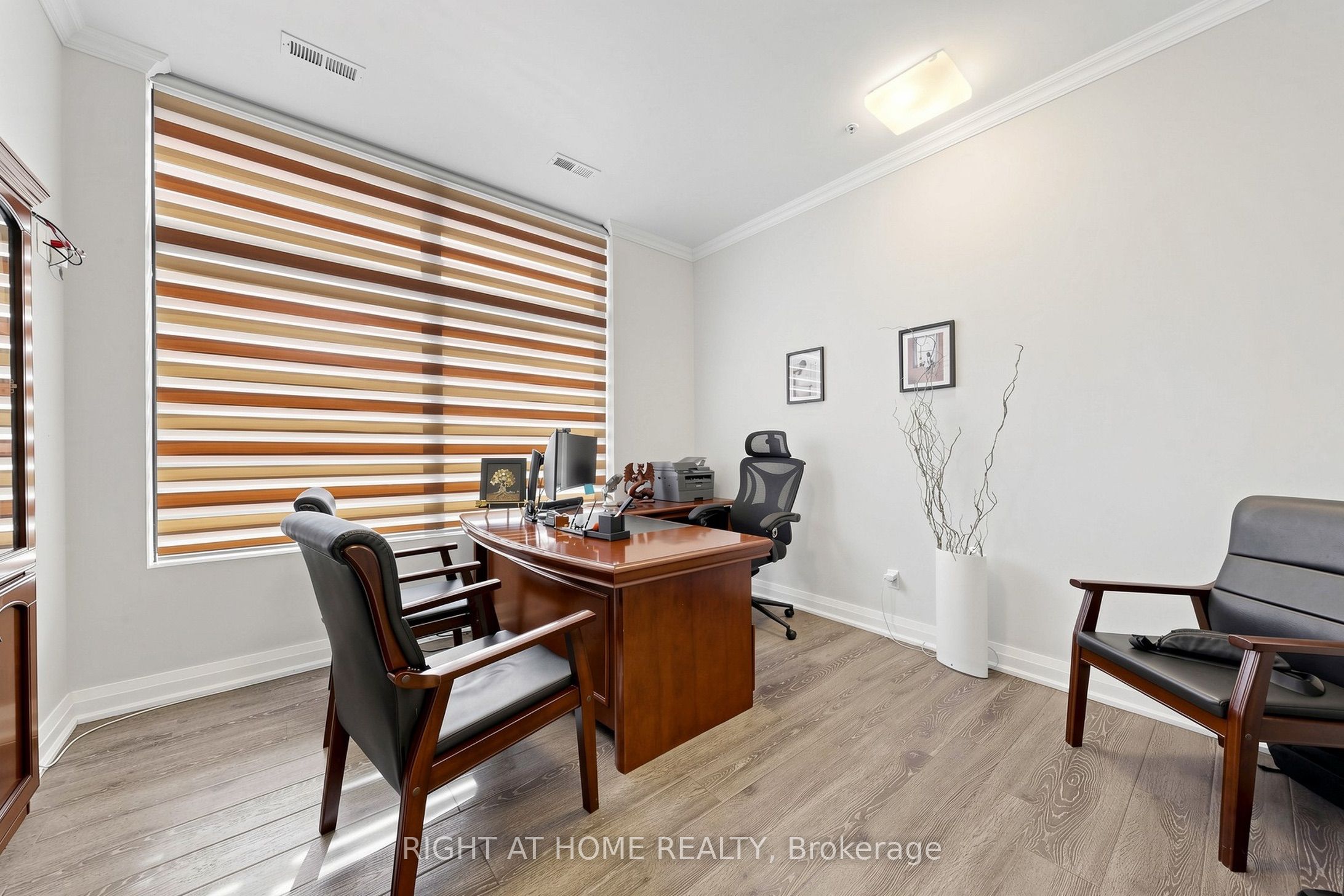 10376 Yonge Street N 306