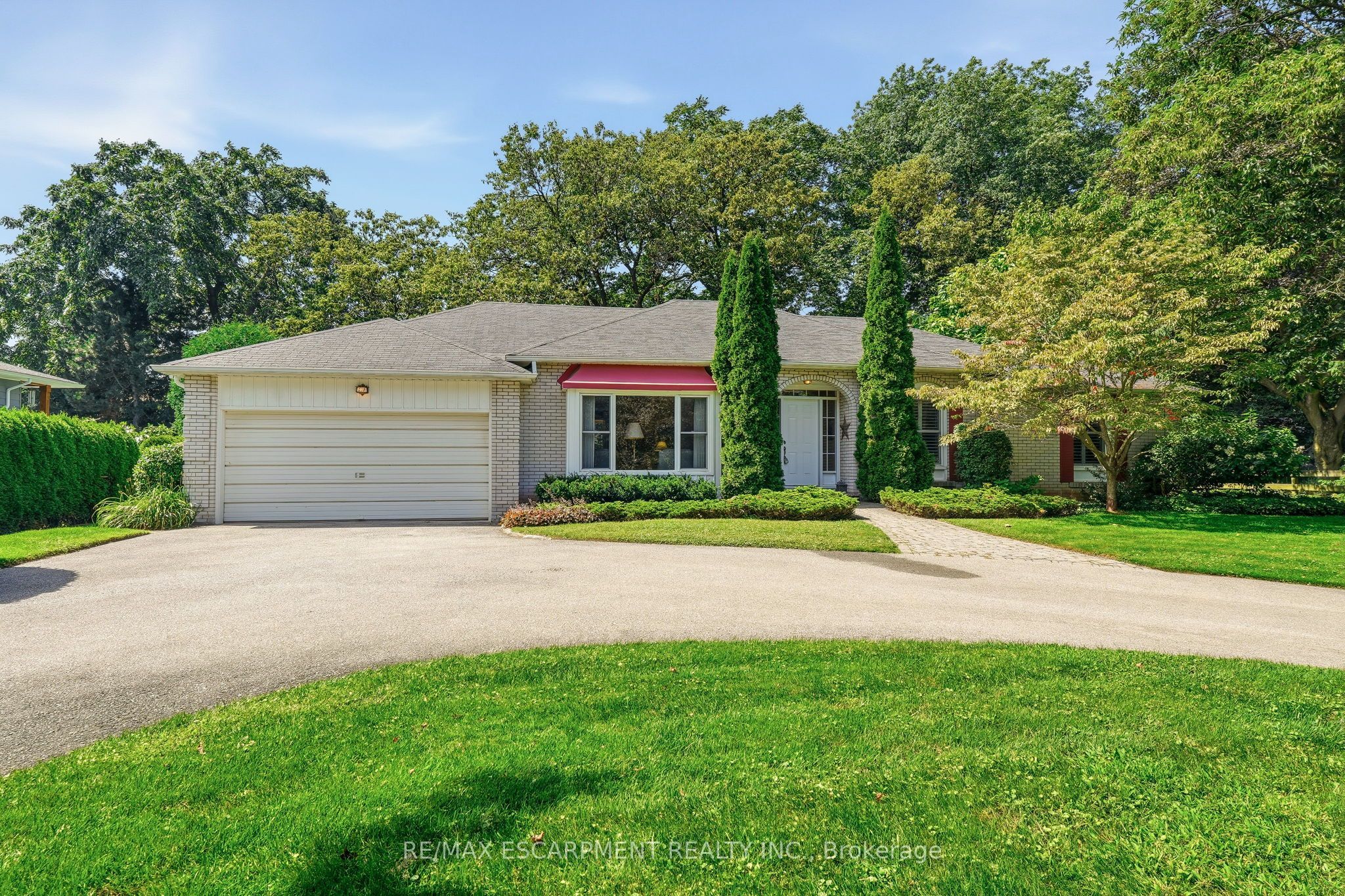 359 Lark Avenue