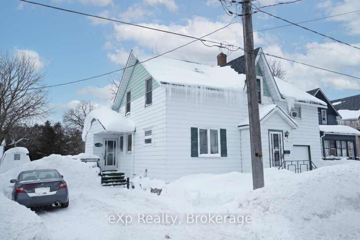 450 Inkerman Street W