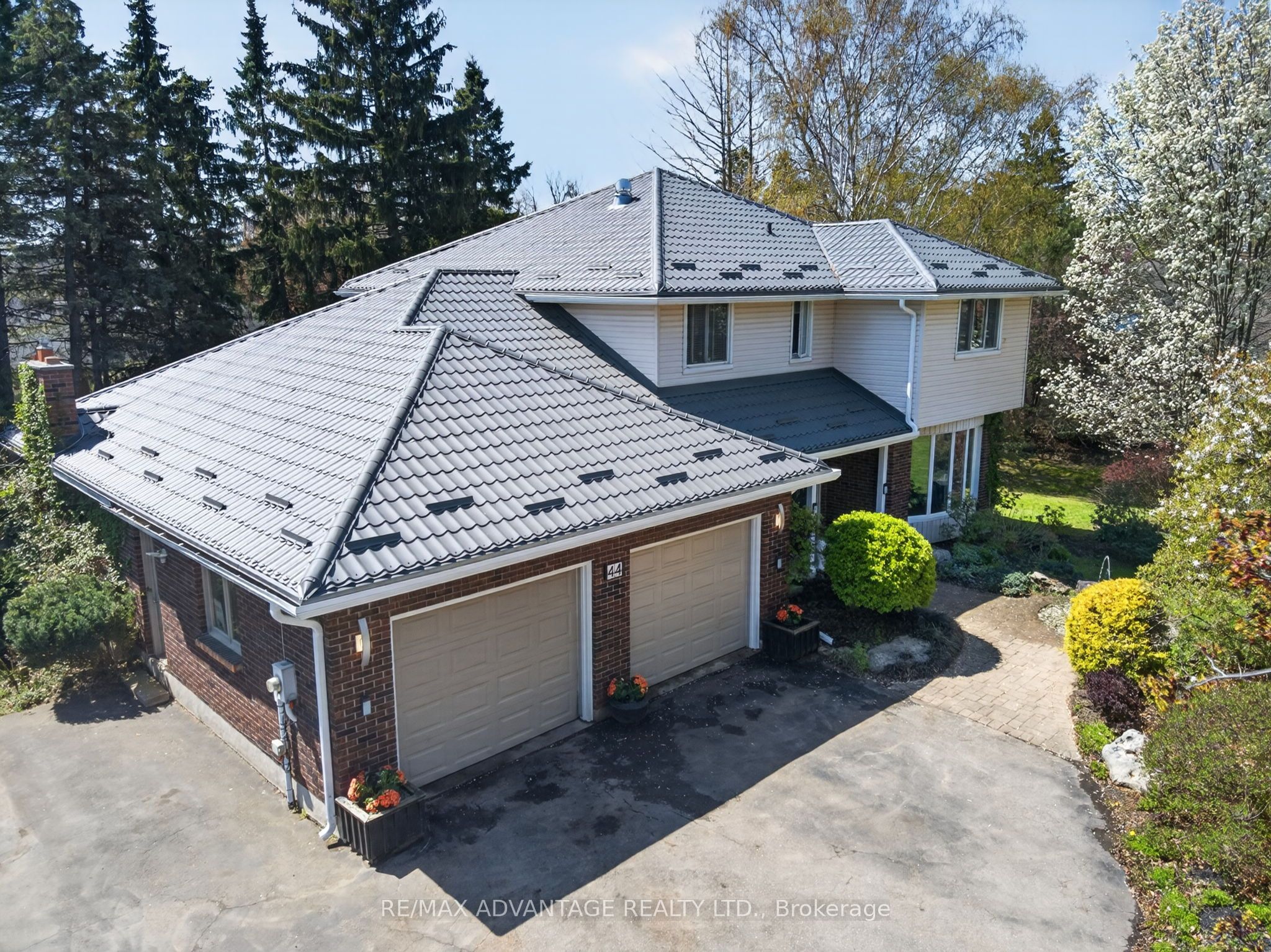 44 Northcrest Drive